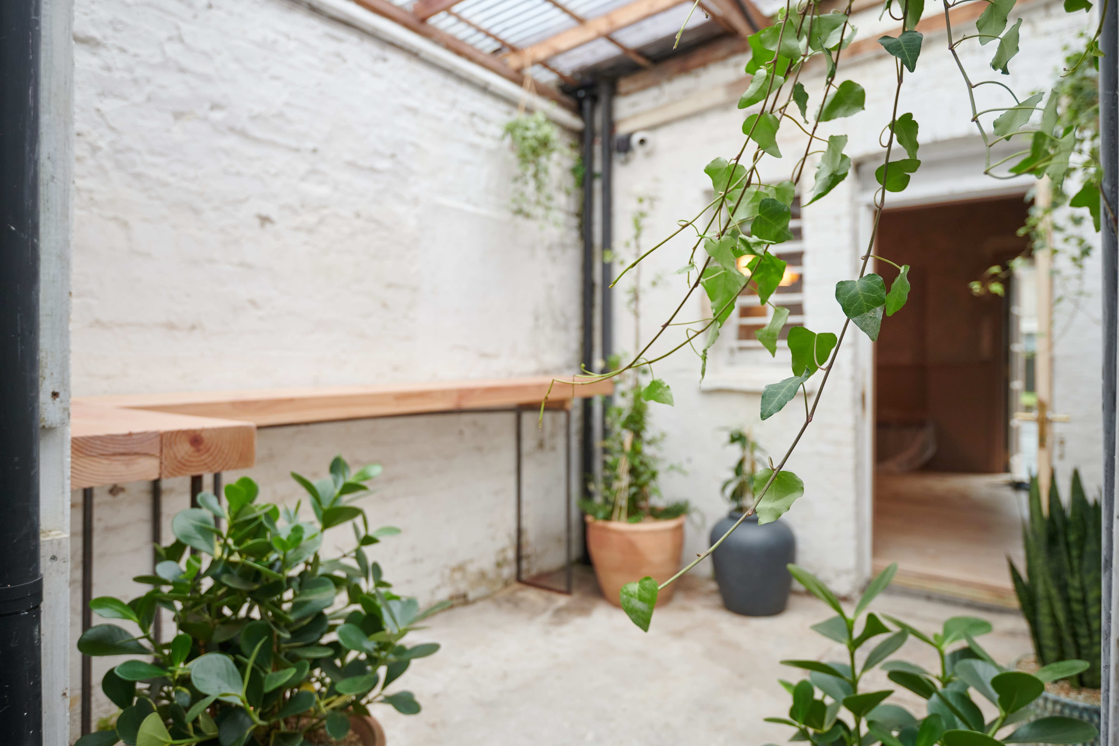 Private Snug & Courtyard, Aspen & Meursault photo #3