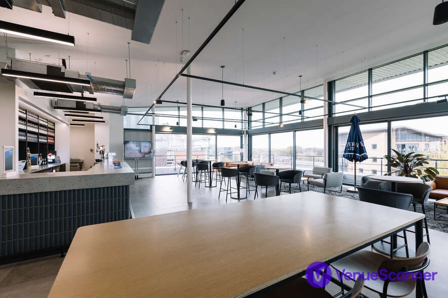 Asahi House, Asahi House 5th Floor Bar photo #3