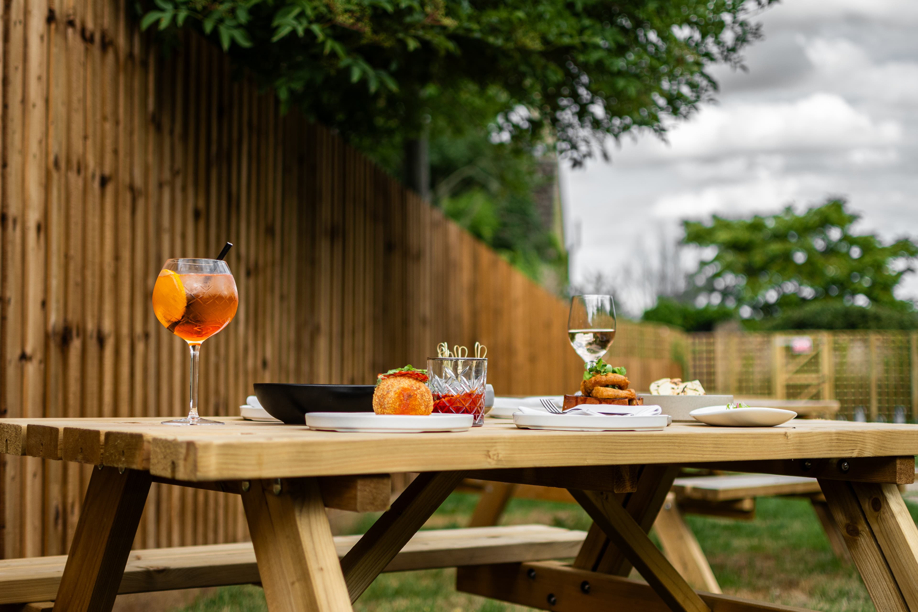 Garden, The Grantchester Green Man photo #2