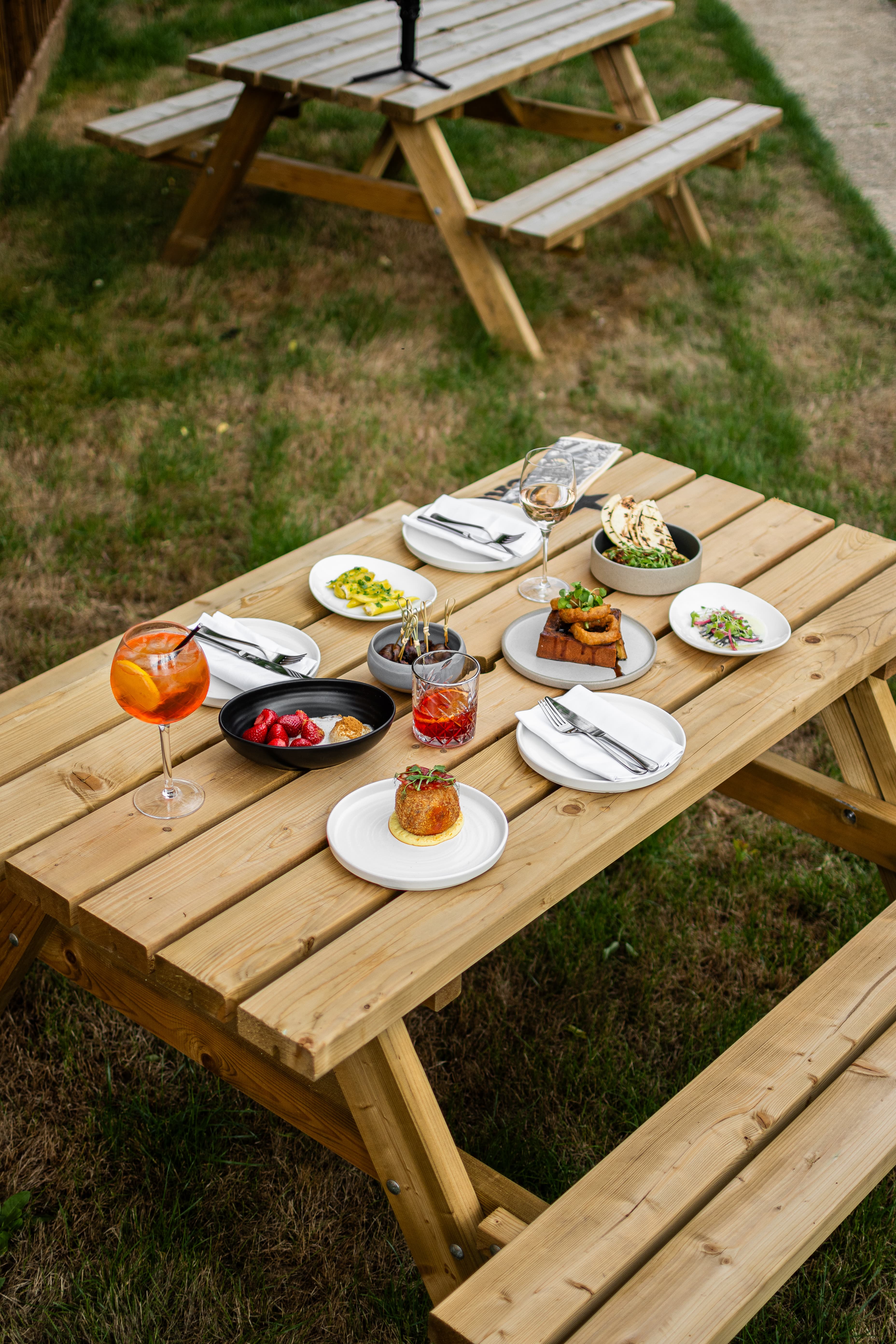 Garden, The Grantchester Green Man photo #3