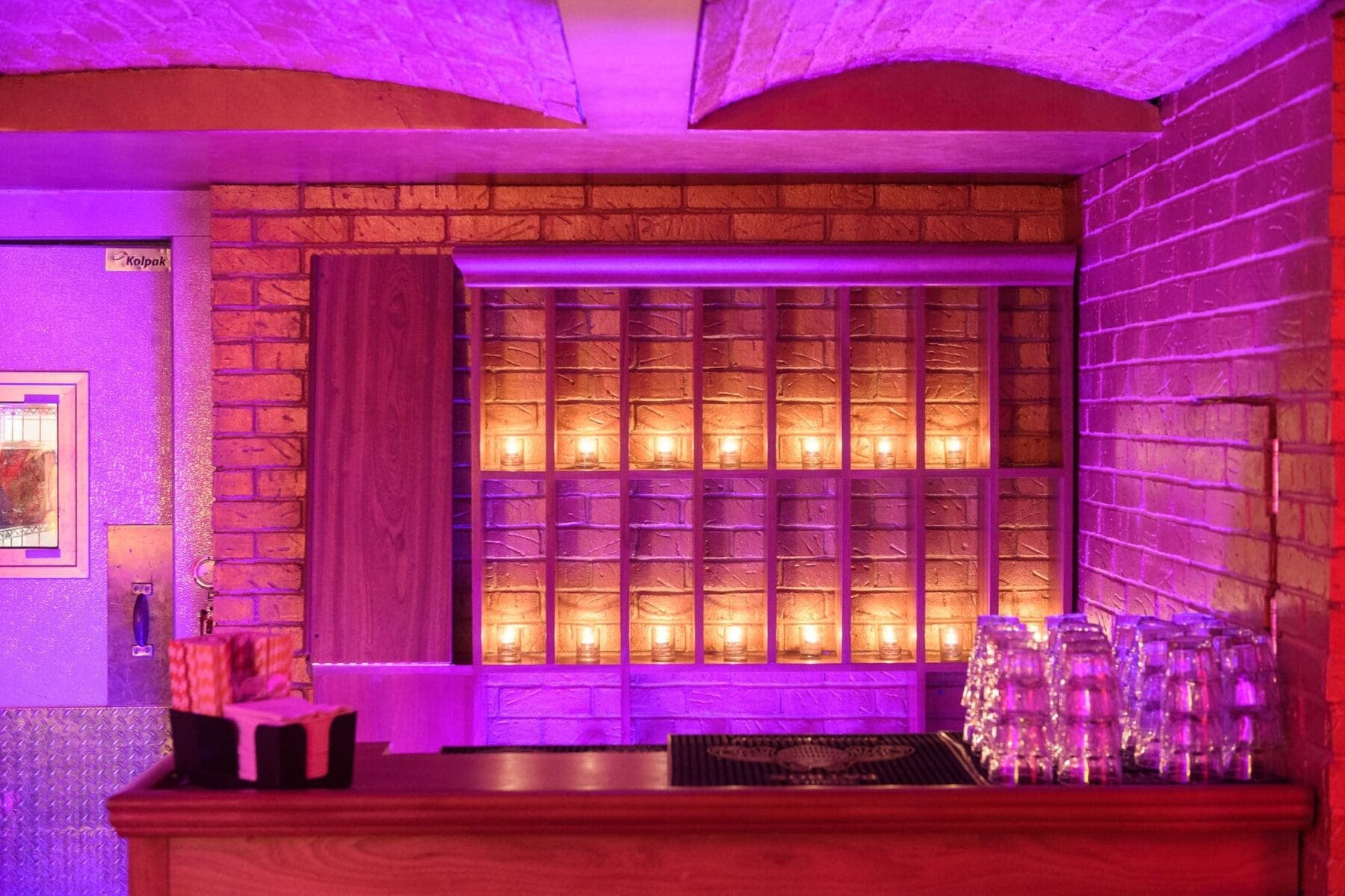 Speakeasy, Sony Hall photo #2