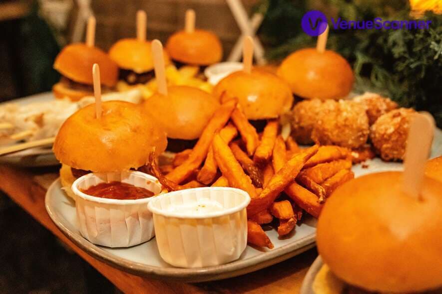 Finsbury Square Garden Bar photo #3