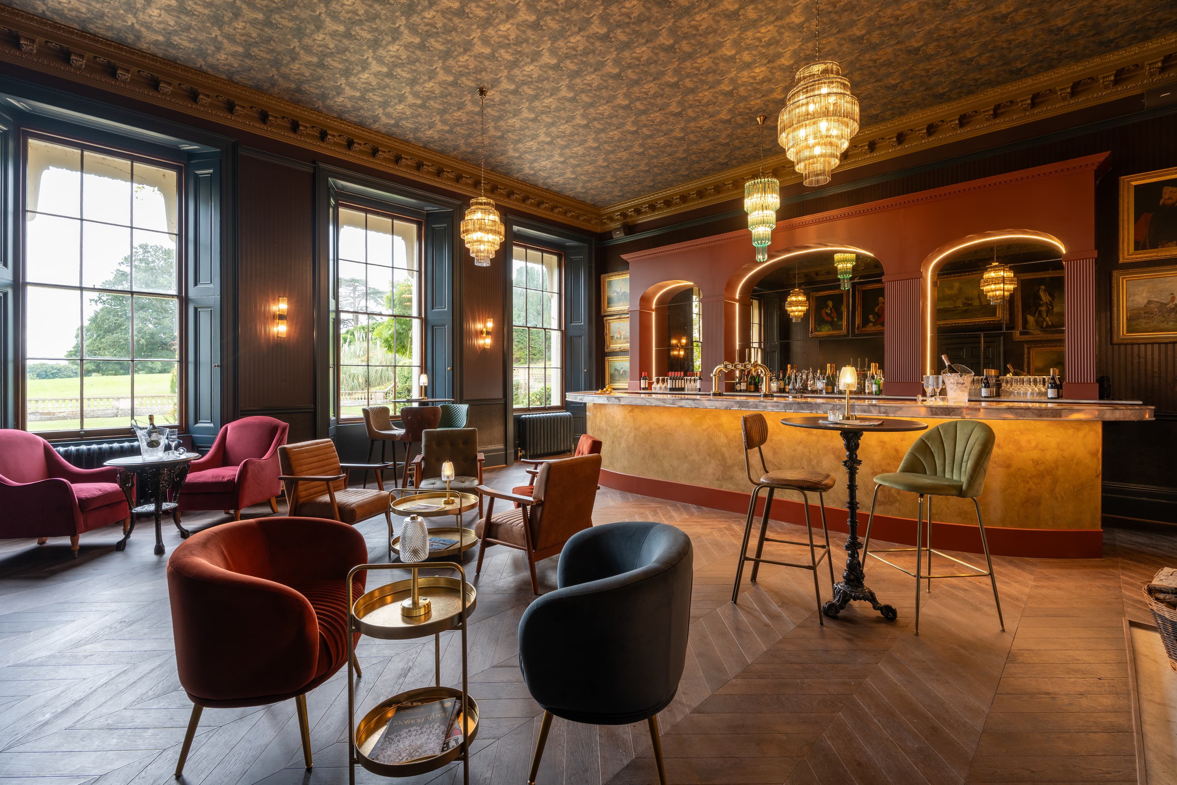 Churchill Snug Bar, Hartham Park Estate photo #2