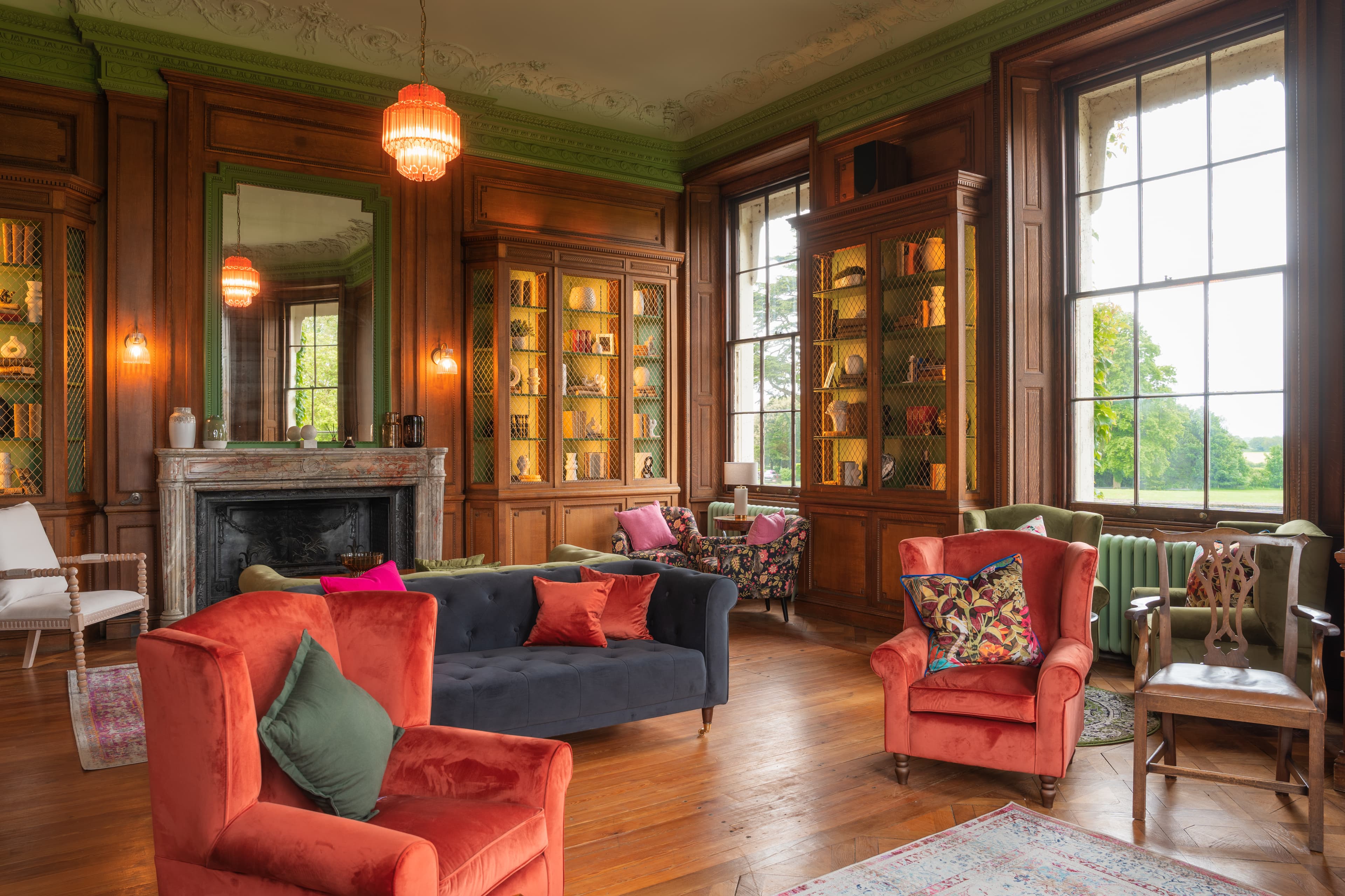 Library, Hartham Park Estate photo #4