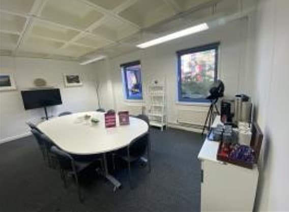 Stourbridge, The Quad, Cambridge photo #1