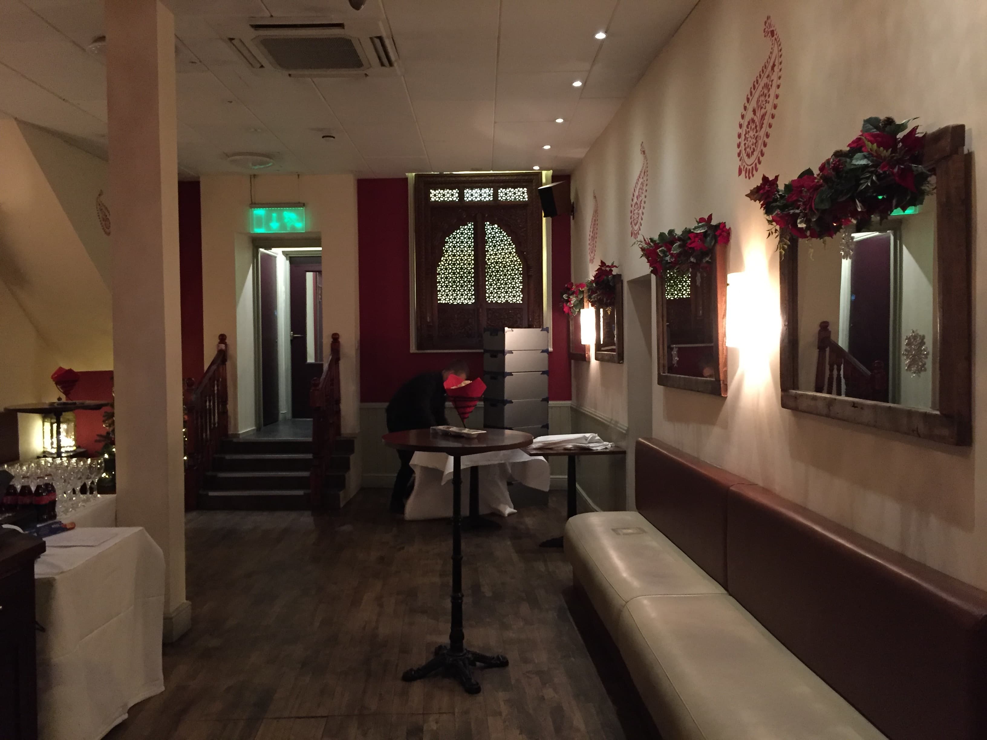 Main Restaurant Area, Roz Ana photo #2
