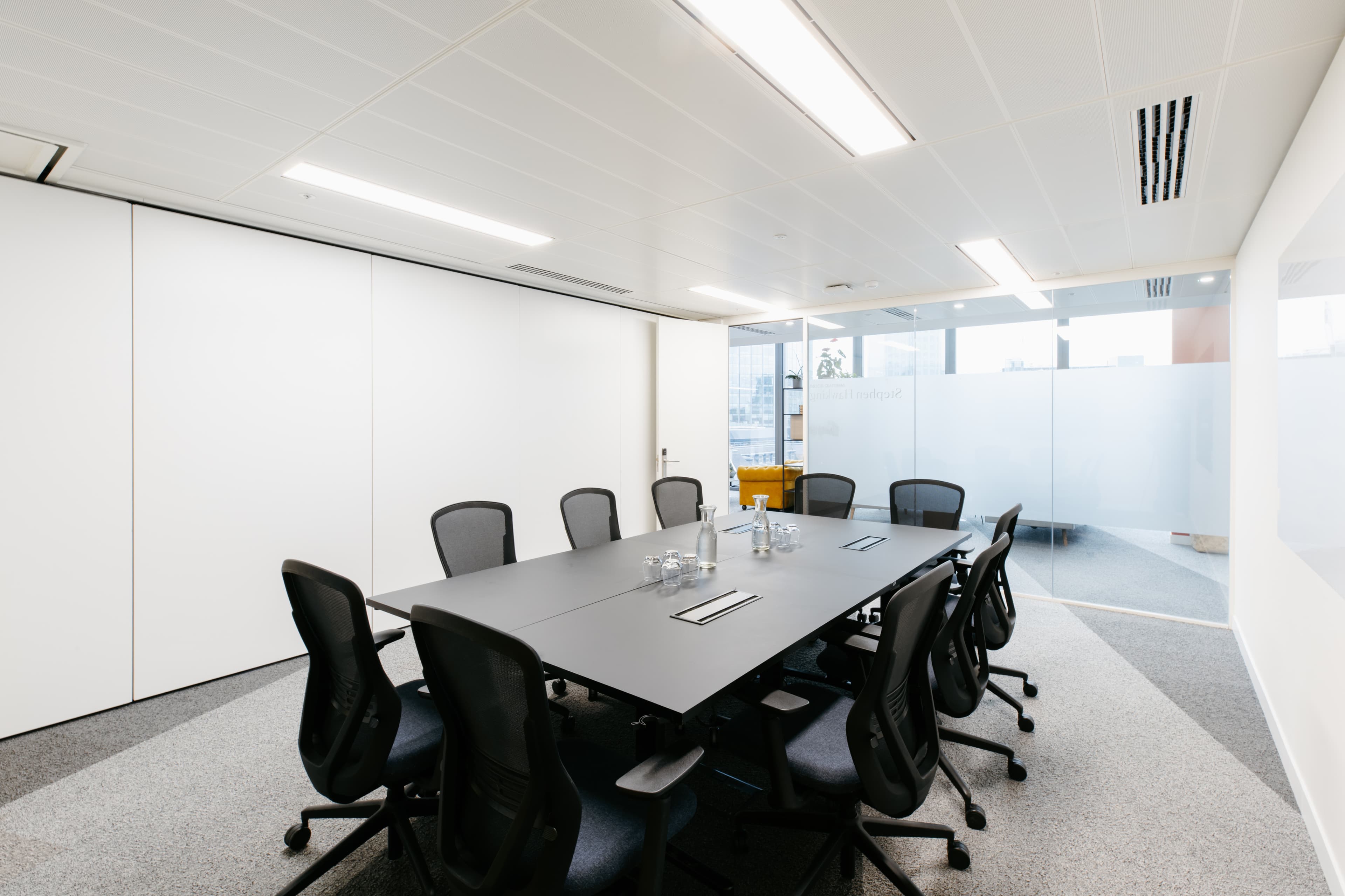 Stephen Hawking, XCHG photo #1