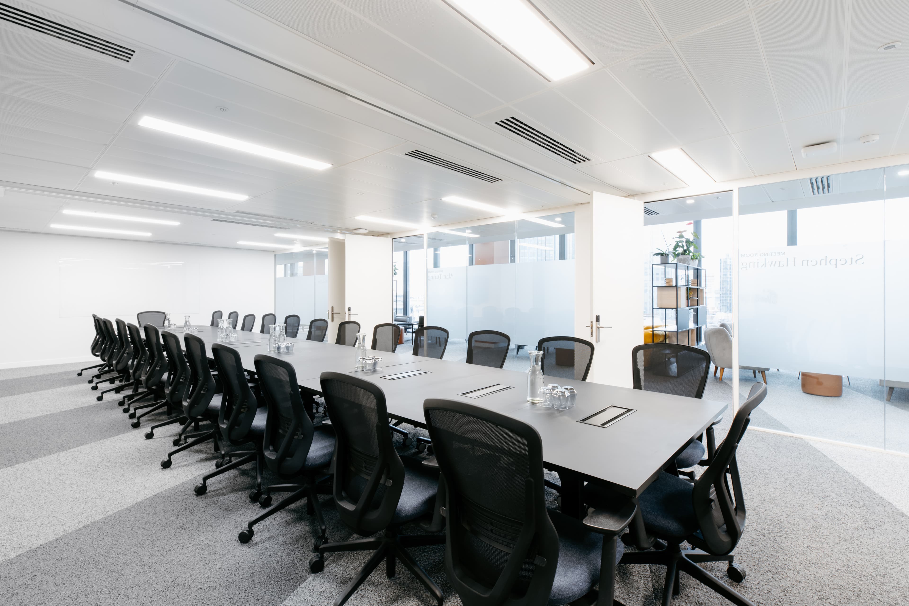 Isaac Newton, XCHG photo #1