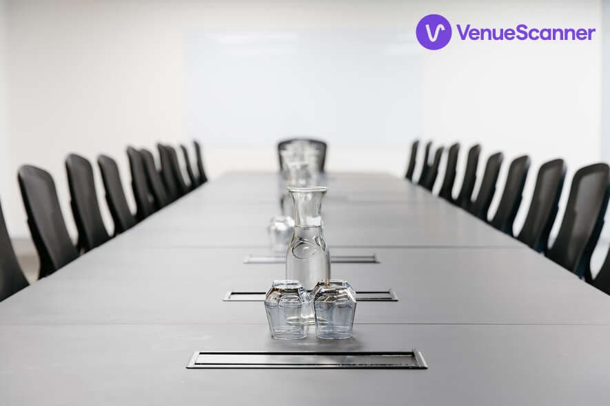 XCHG, Isaac Newton photo #3