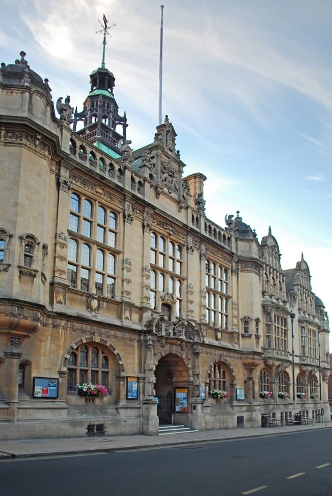 Main Hall, Oxford Town Hall photo #10