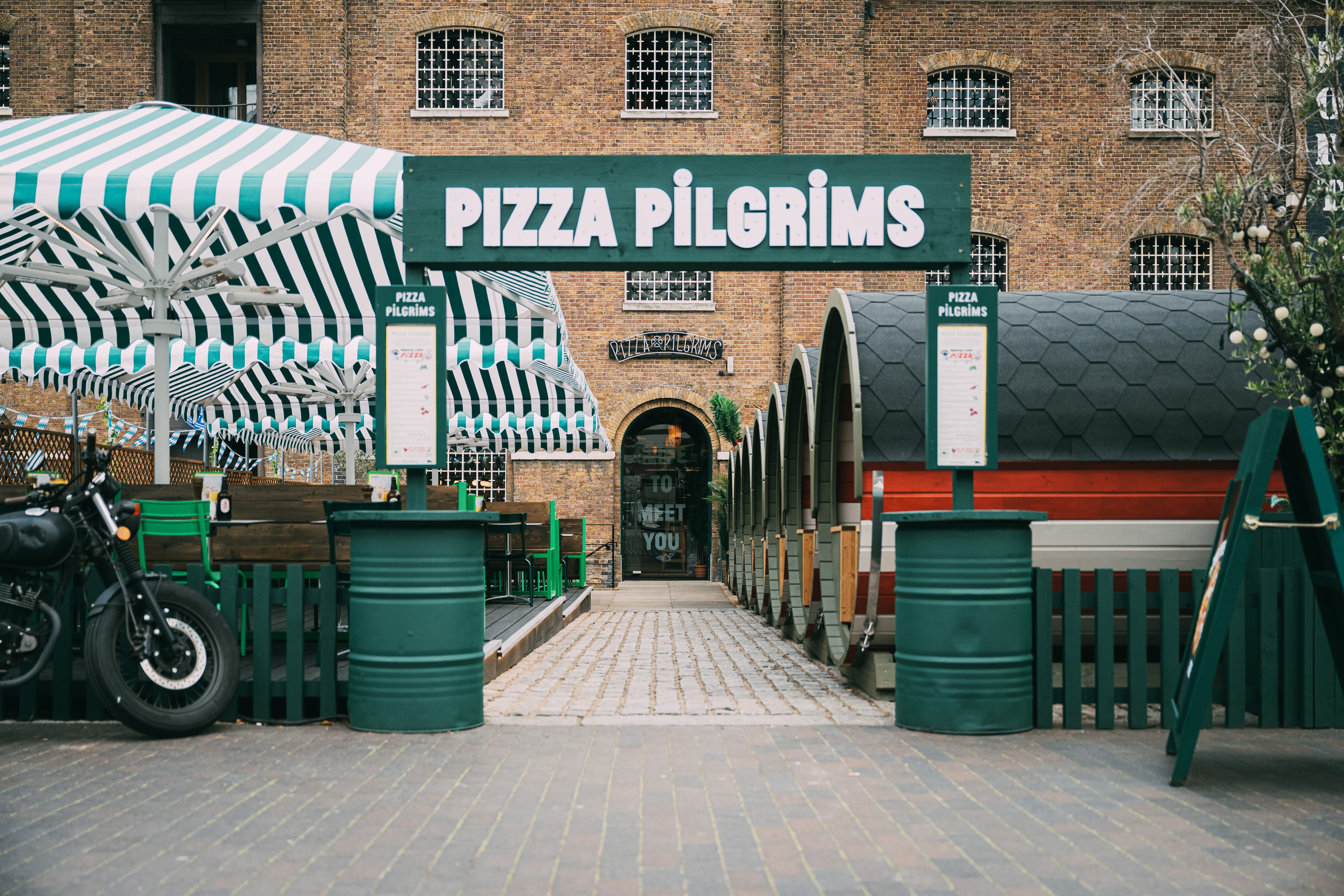 Sunny Quay Side Terrace Summer Parties!, Pizza Pilgrims Canary Wharf photo #4