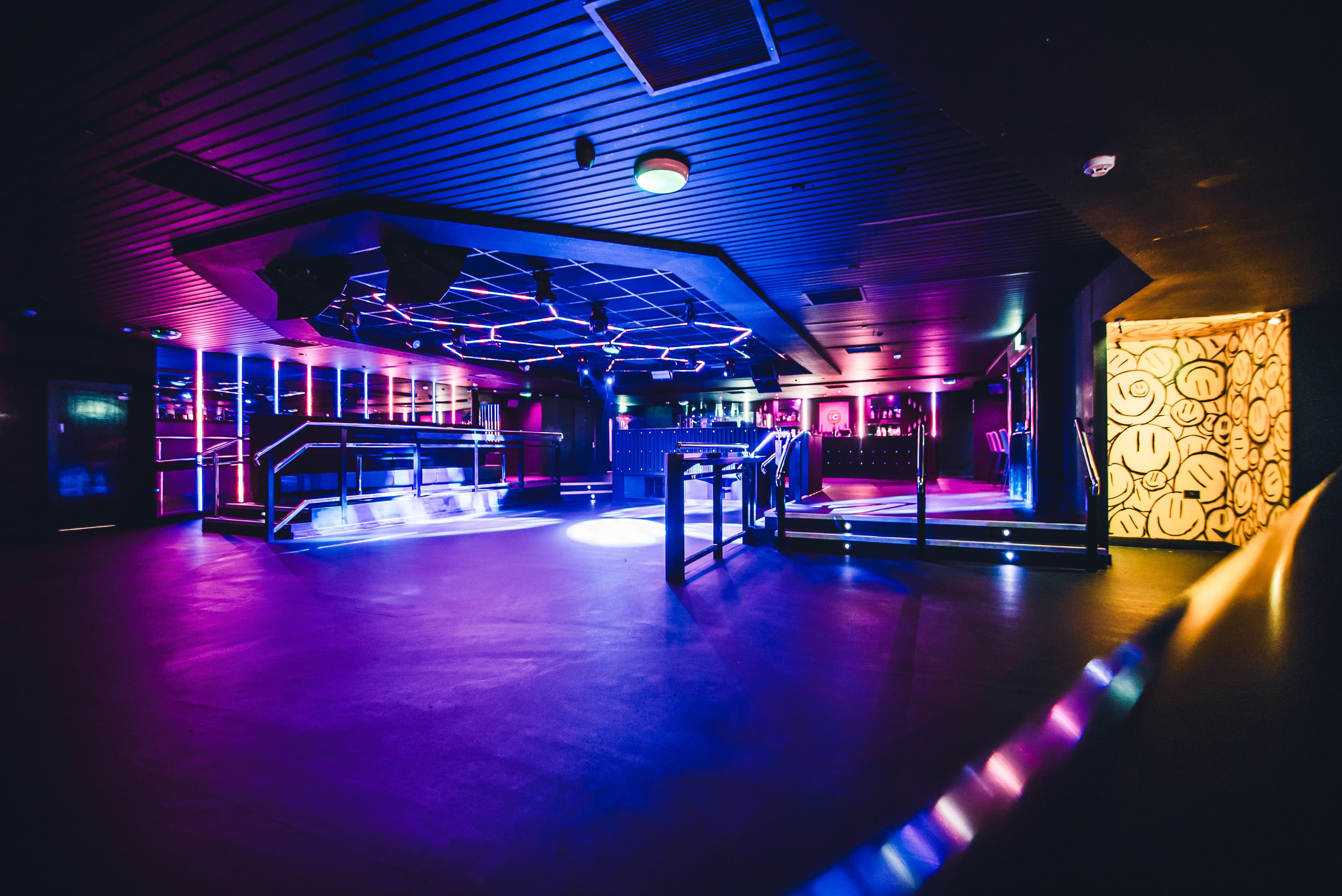 Room 2, Circuit Cardiff photo #1