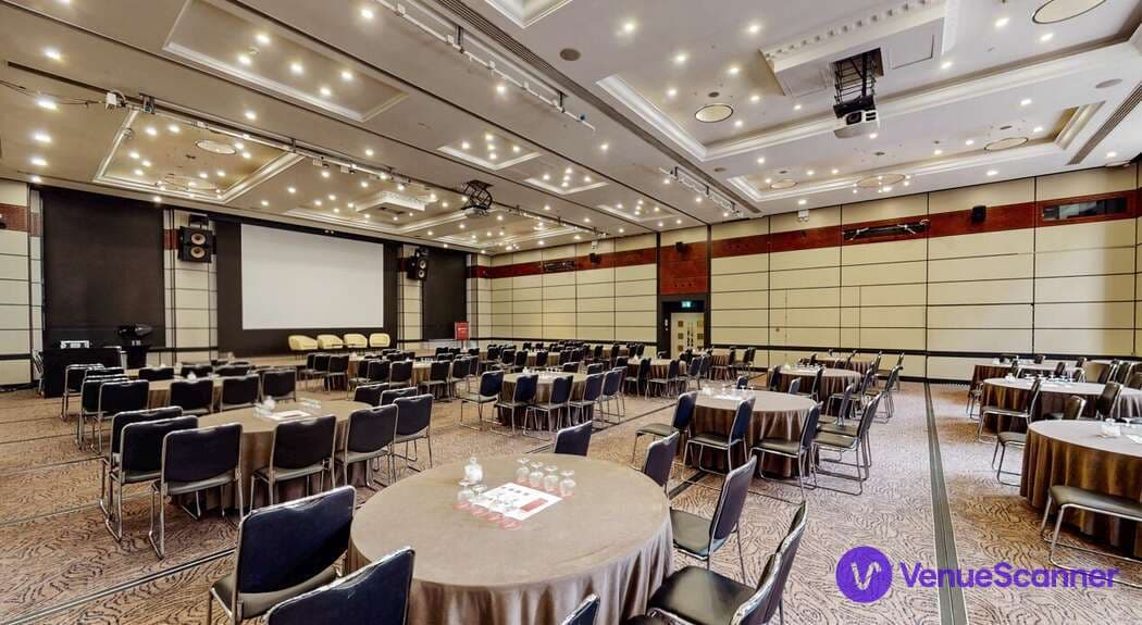 Leonardo Royal London City, Lion Suite photo #3