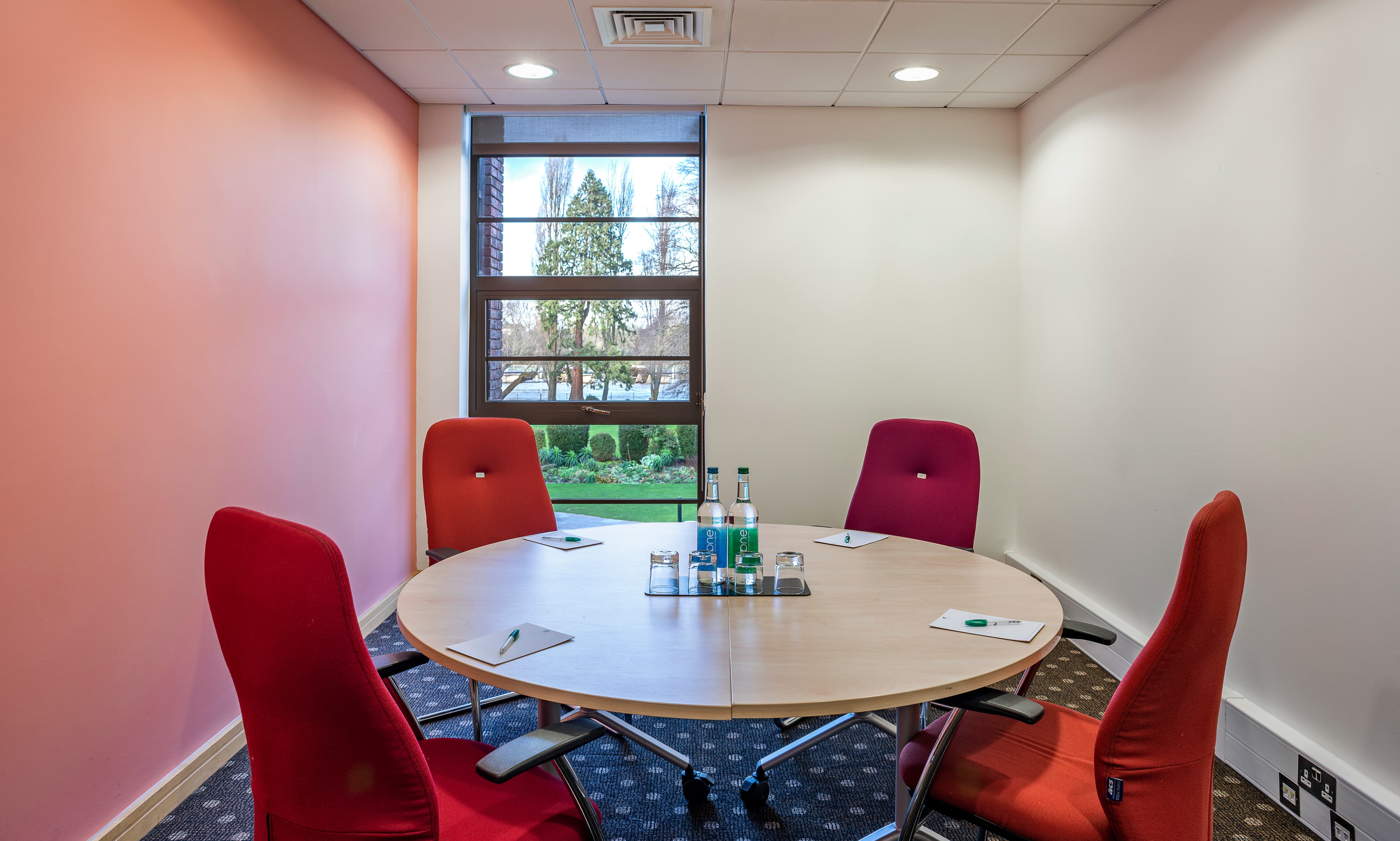 Syndicate Rooms, The Lensbury photo #1