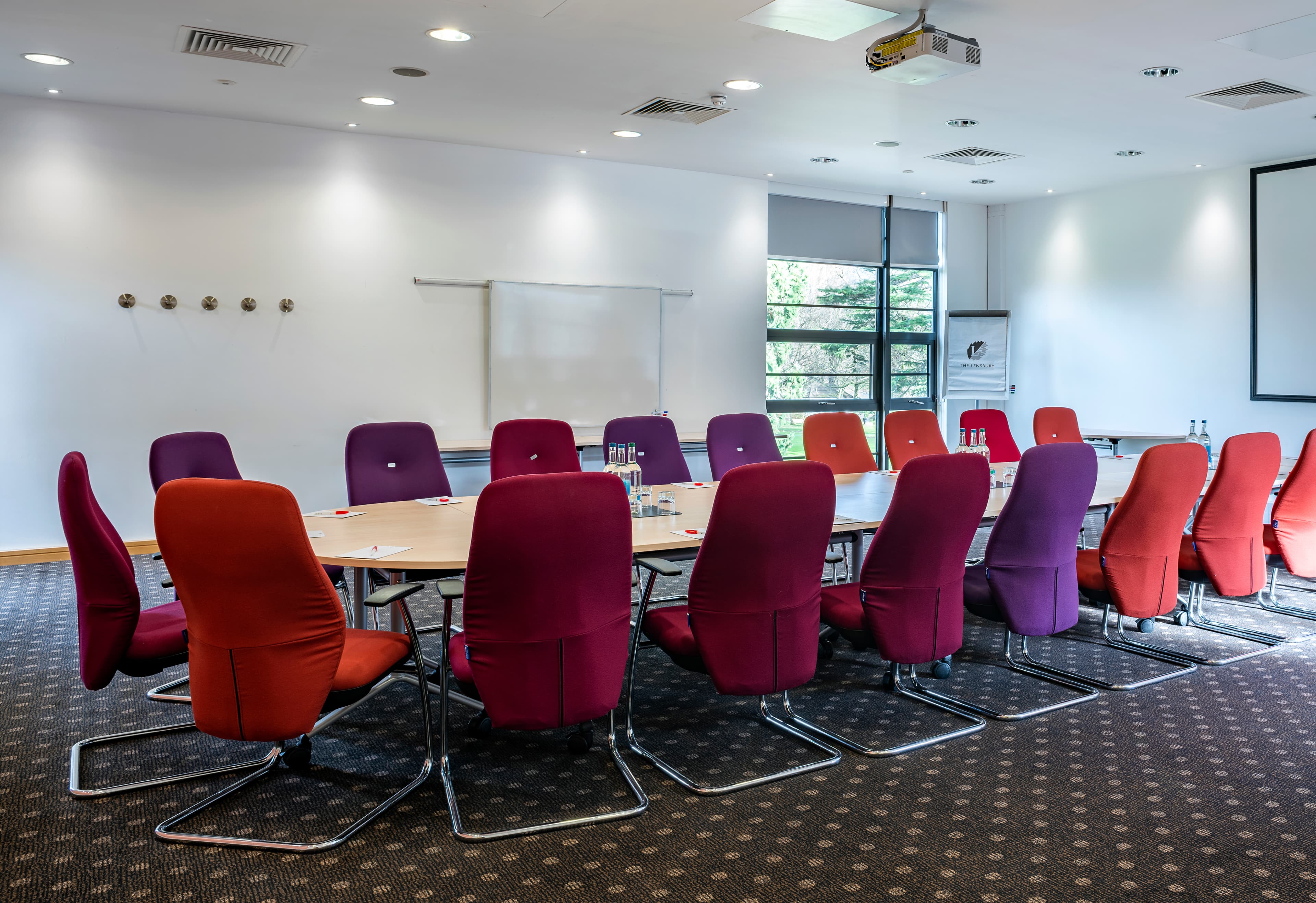 Wade, Barker, Henman And Perry Rooms, The Lensbury photo #1