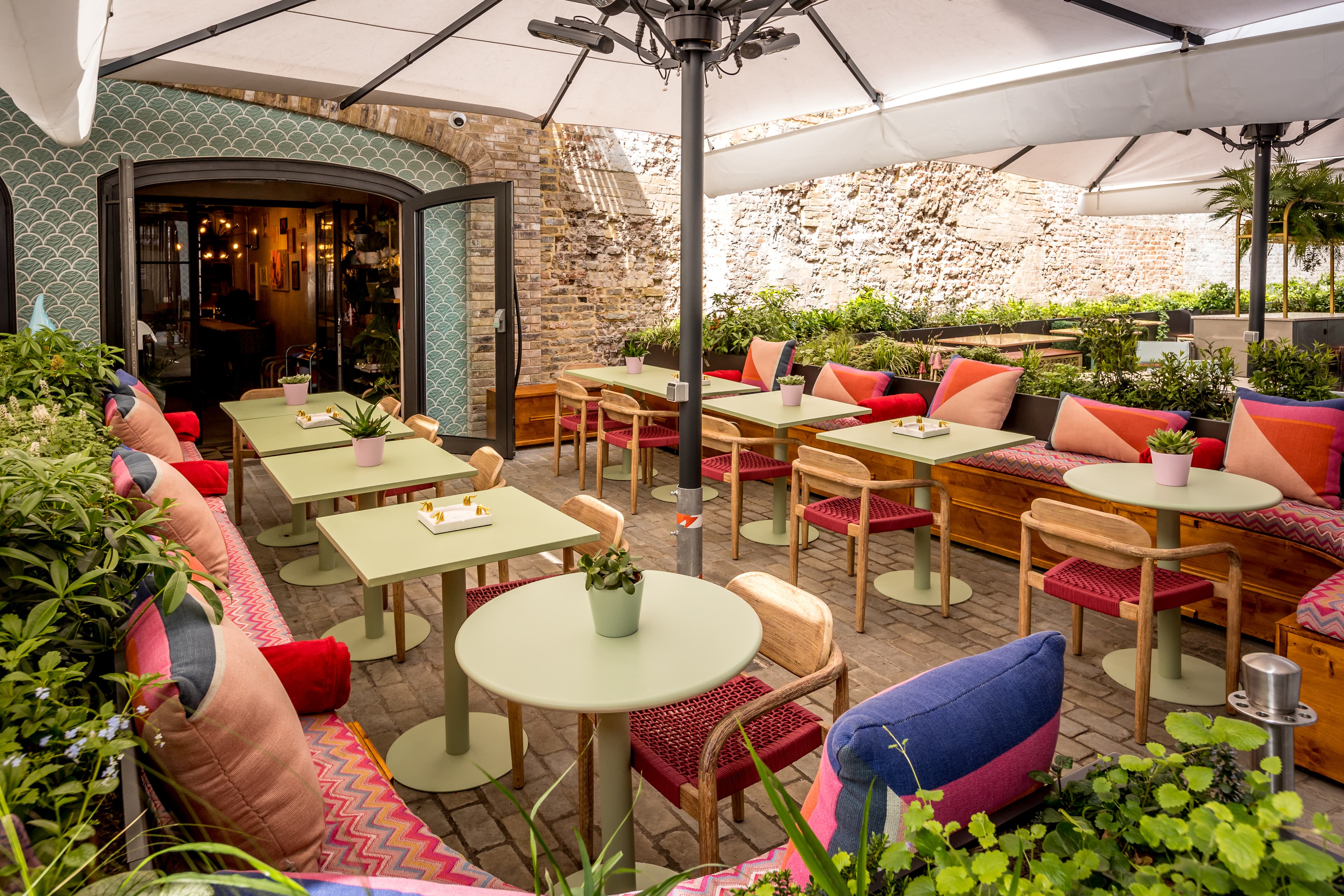 Courtyard, The Little Scarlet Door photo #2