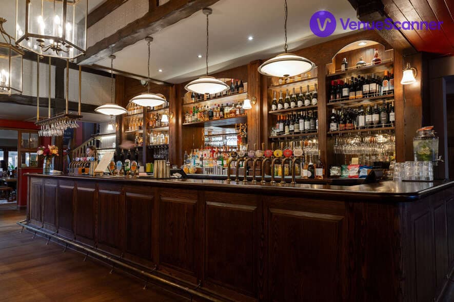 The Leather Bottle, Earlsfield, The Lounge photo #3