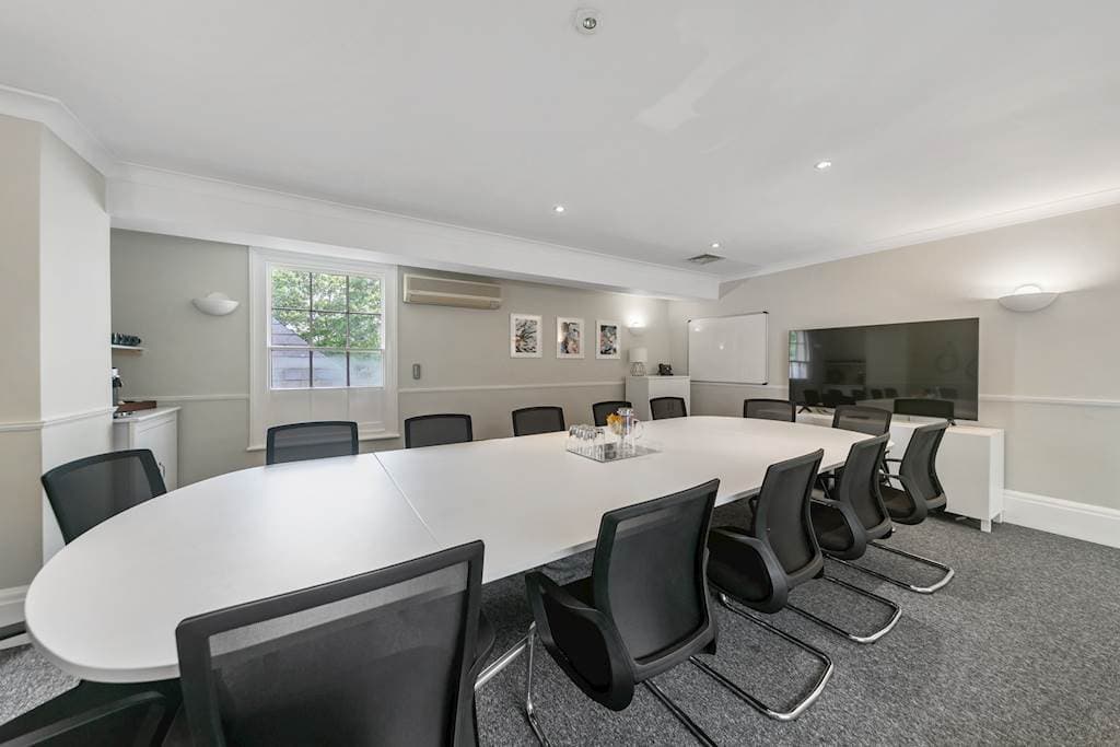 Wellesley, Citibase Reading photo #2