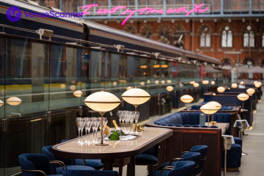 St Pancras Brasserie & Champagne Bar By Searcys, Champagne Bar photo #3