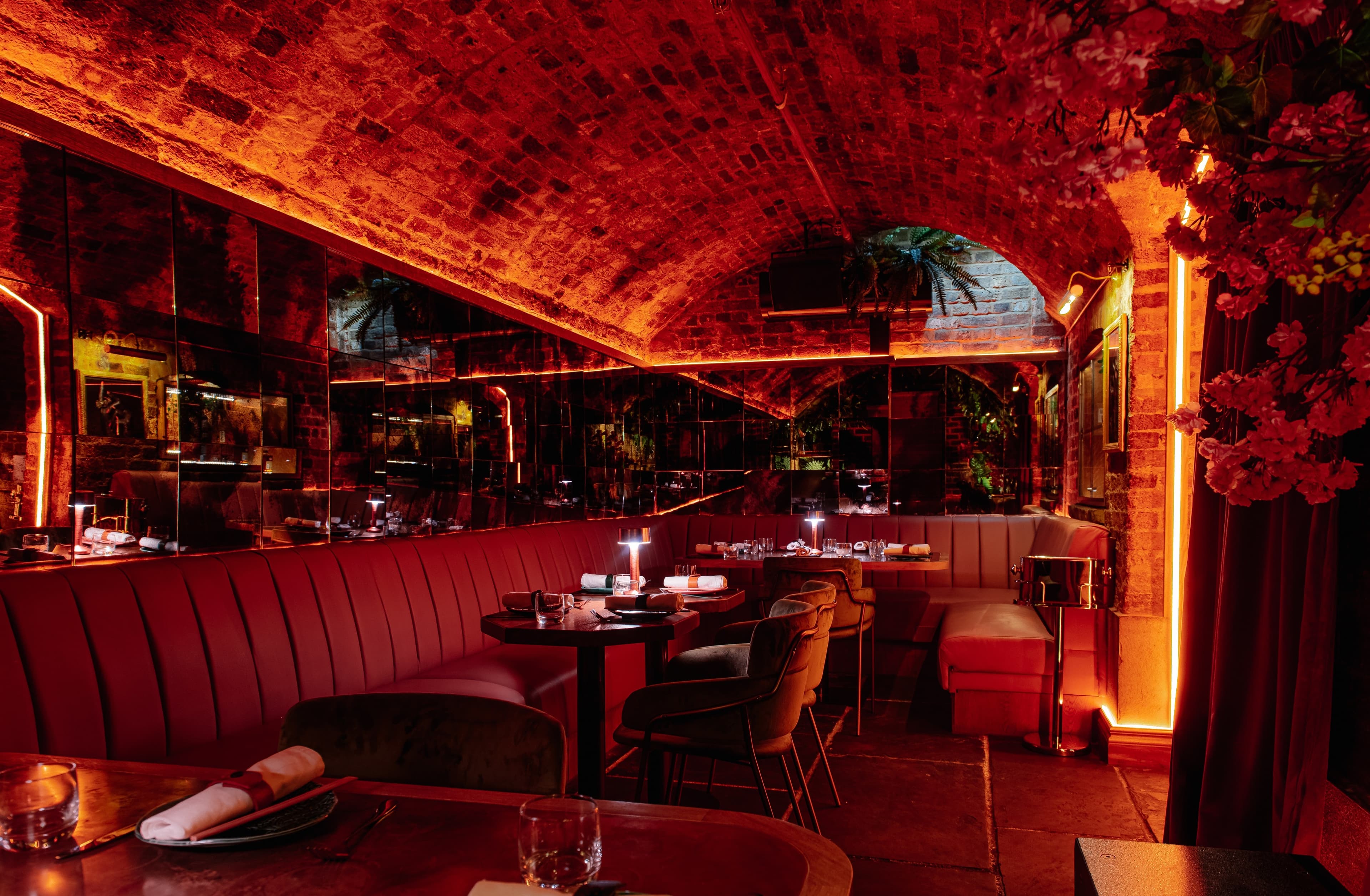 Cache Cache Speakeasy, Buns & Buns photo #2