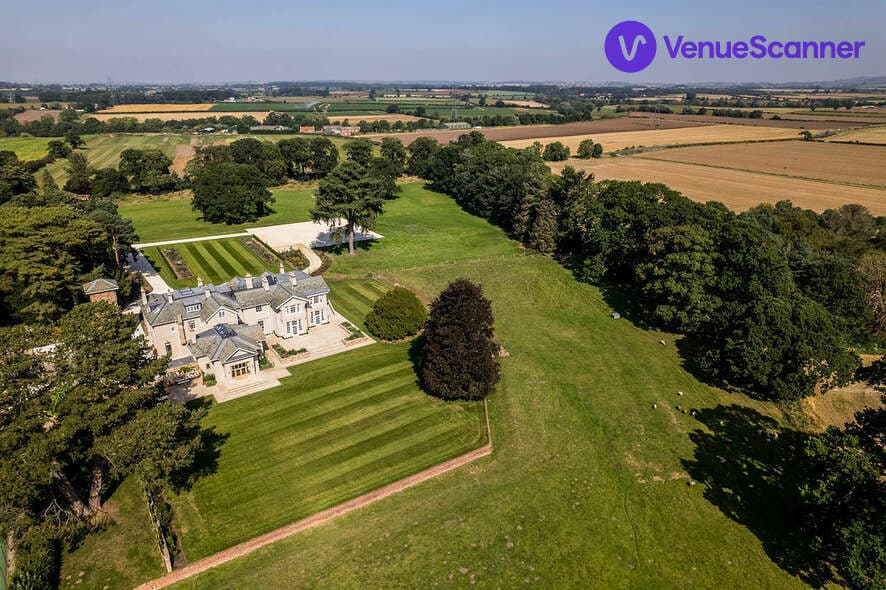 Burtonfields Hall photo #3