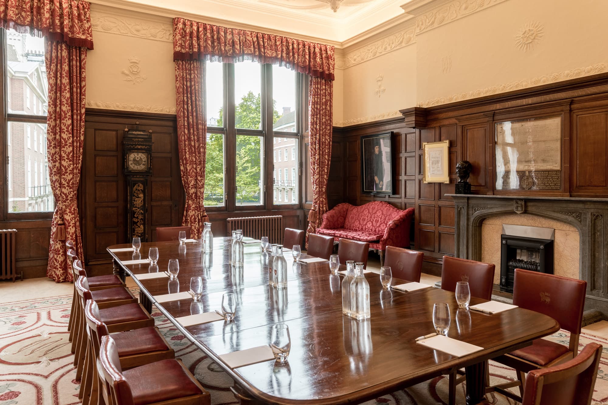 Queen's Room