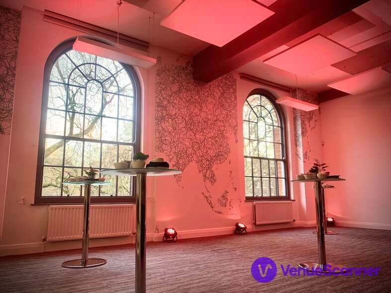 Woburn House, Sakura Café photo #3