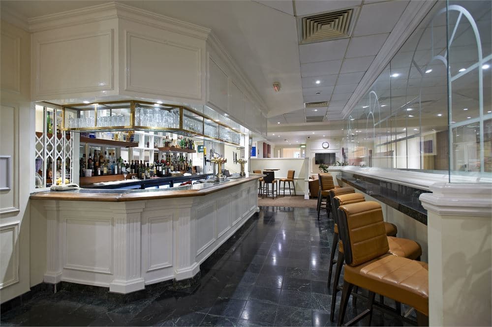 Exclusive Hire, Hilton Northampton photo #5