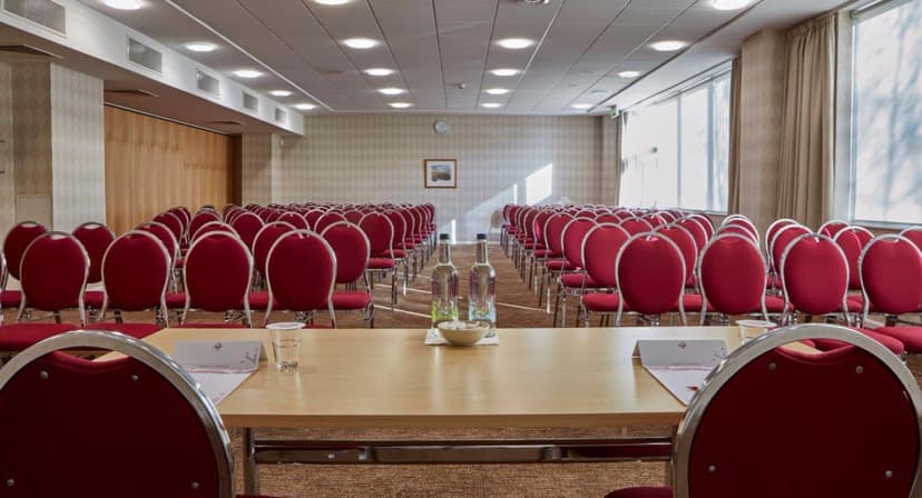 Holder/dunraven, Future Inns Cardiff photo #1