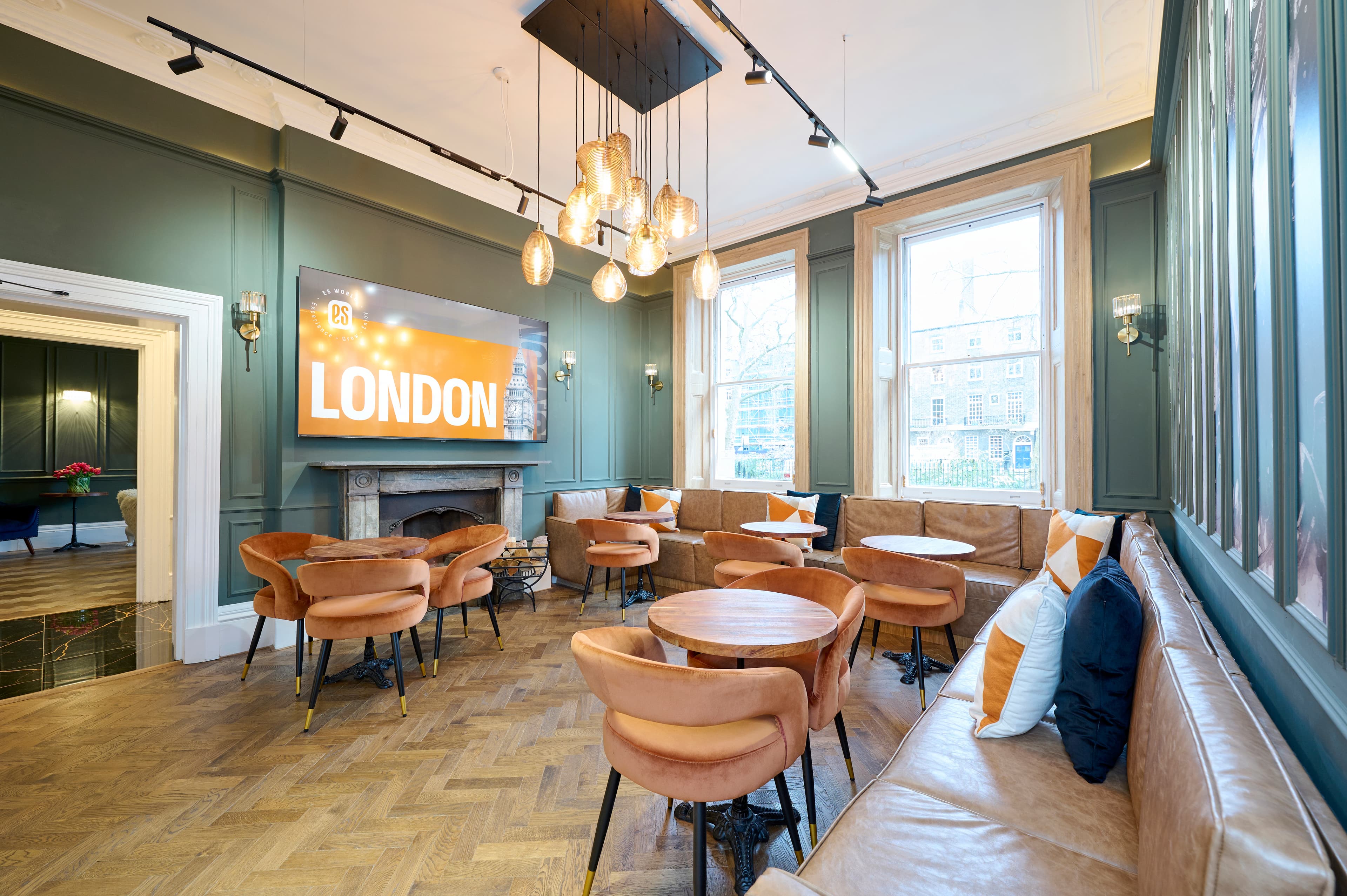 The Lounge, ES London photo #7