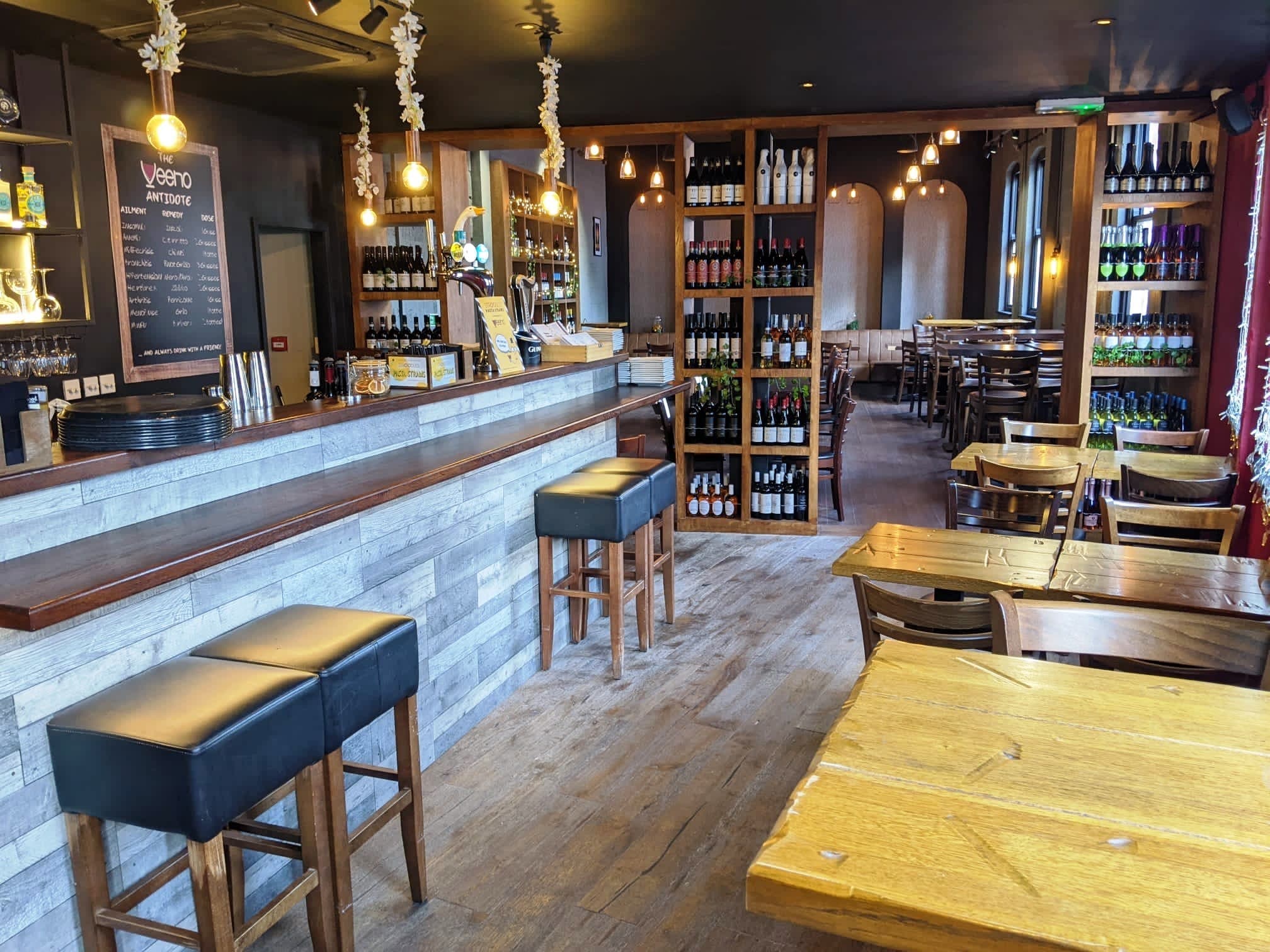 Exclusive Hire, Veeno Leicester photo #3