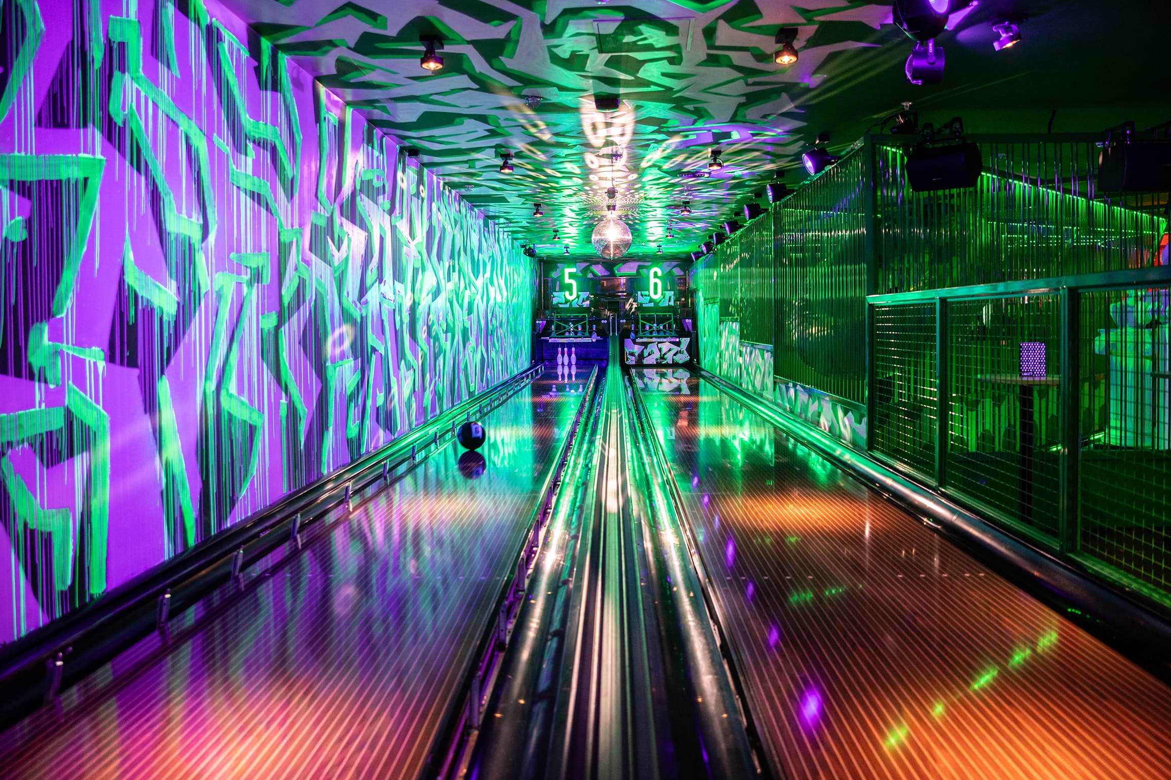 Green Area, Lane7 London Victoria photo #1