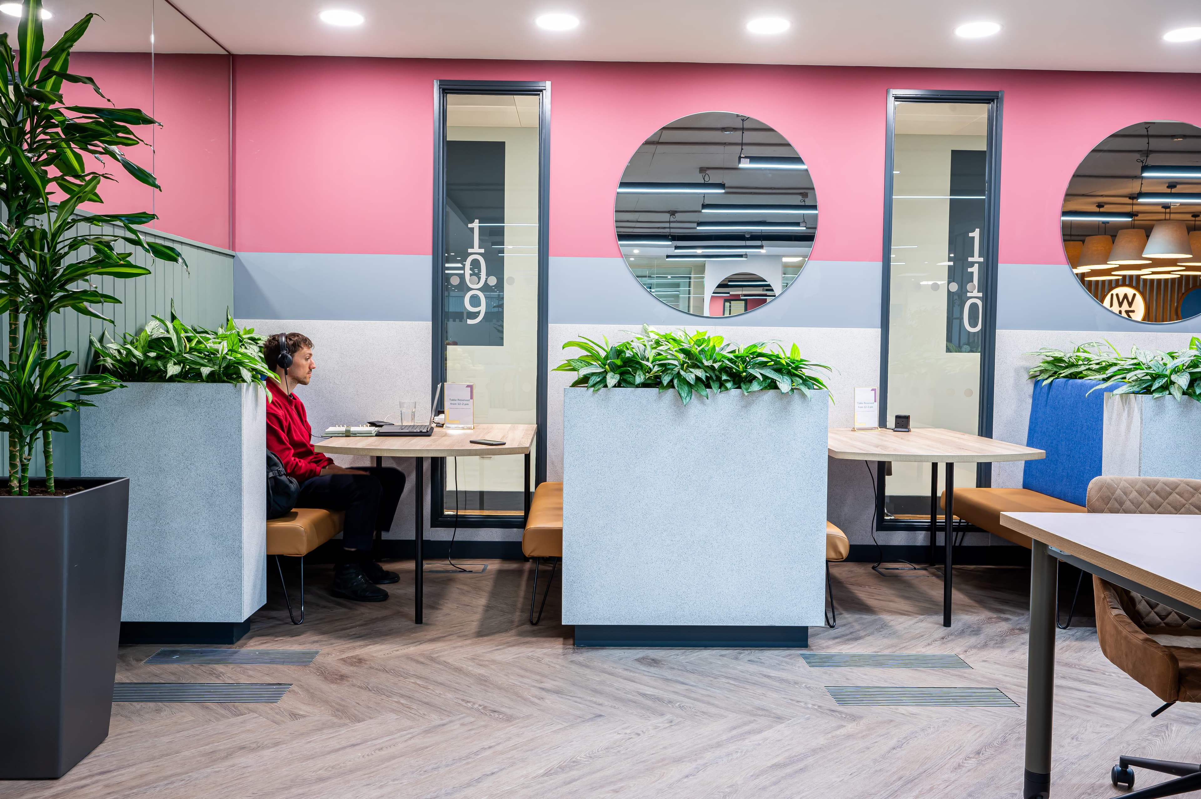 Kelvingrove Suite, Wizu Workspace - West Regent Street photo #9