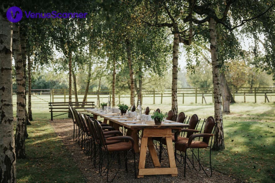 Tythe, Launton photo #3