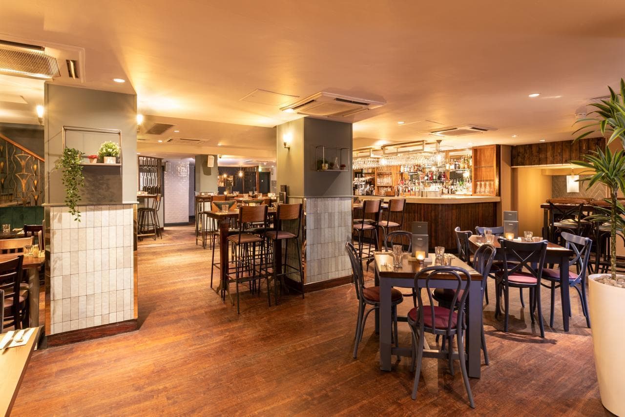 Basement Bar, Pitcher & Piano Cornhill photo #1