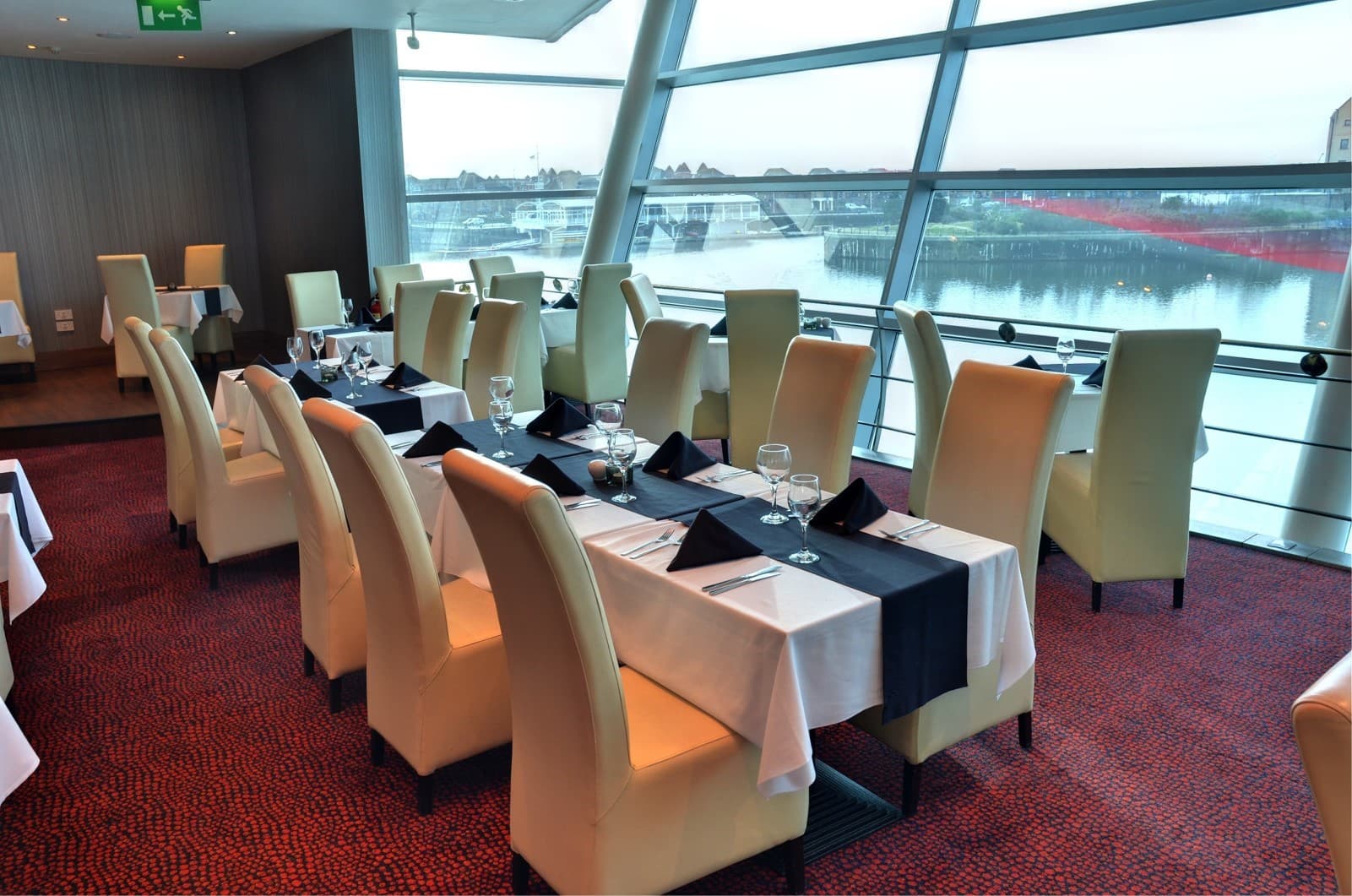 Restaurant, Grosvenor Leo Casino photo #2