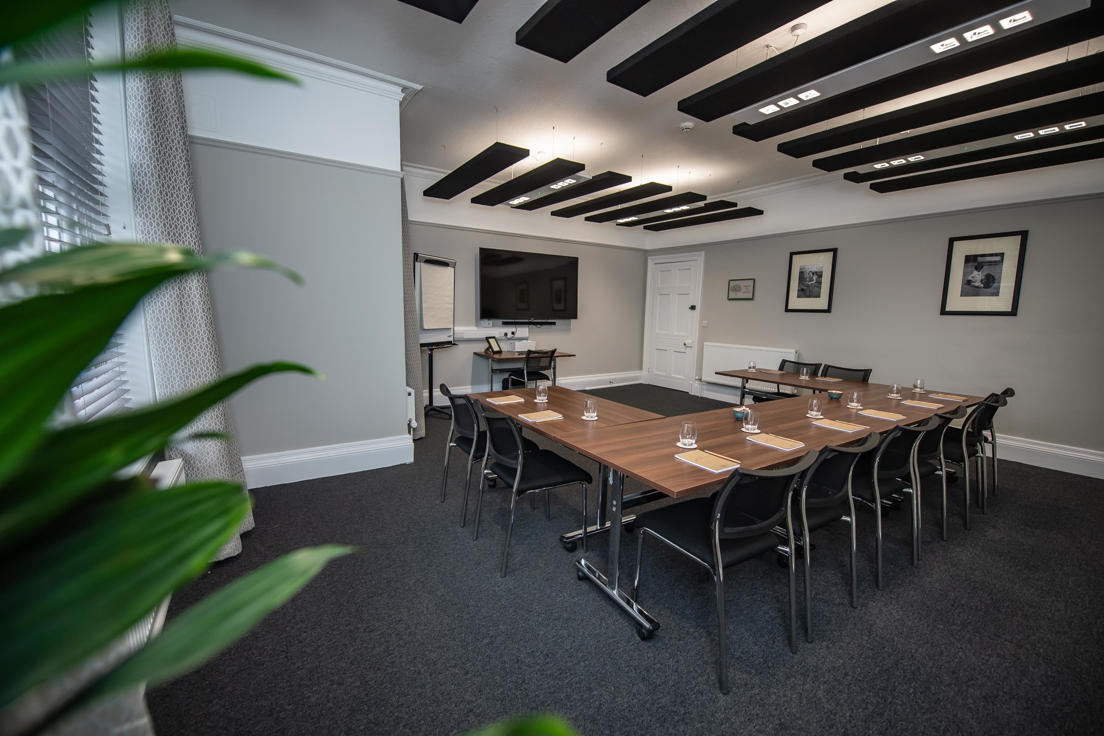 Magnolia Suite, The Oakfield At Chester Zoo photo #1