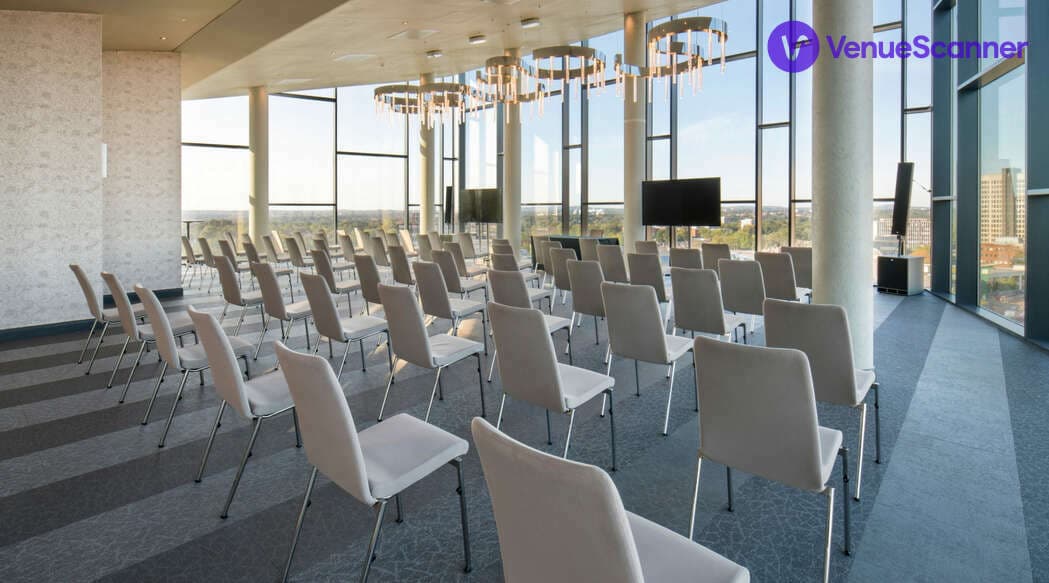 Park Regis, Sky Loft photo #3