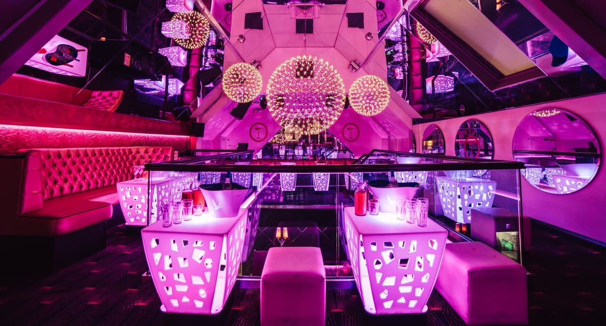 Opulenza Vip Lounge, Livello photo #1