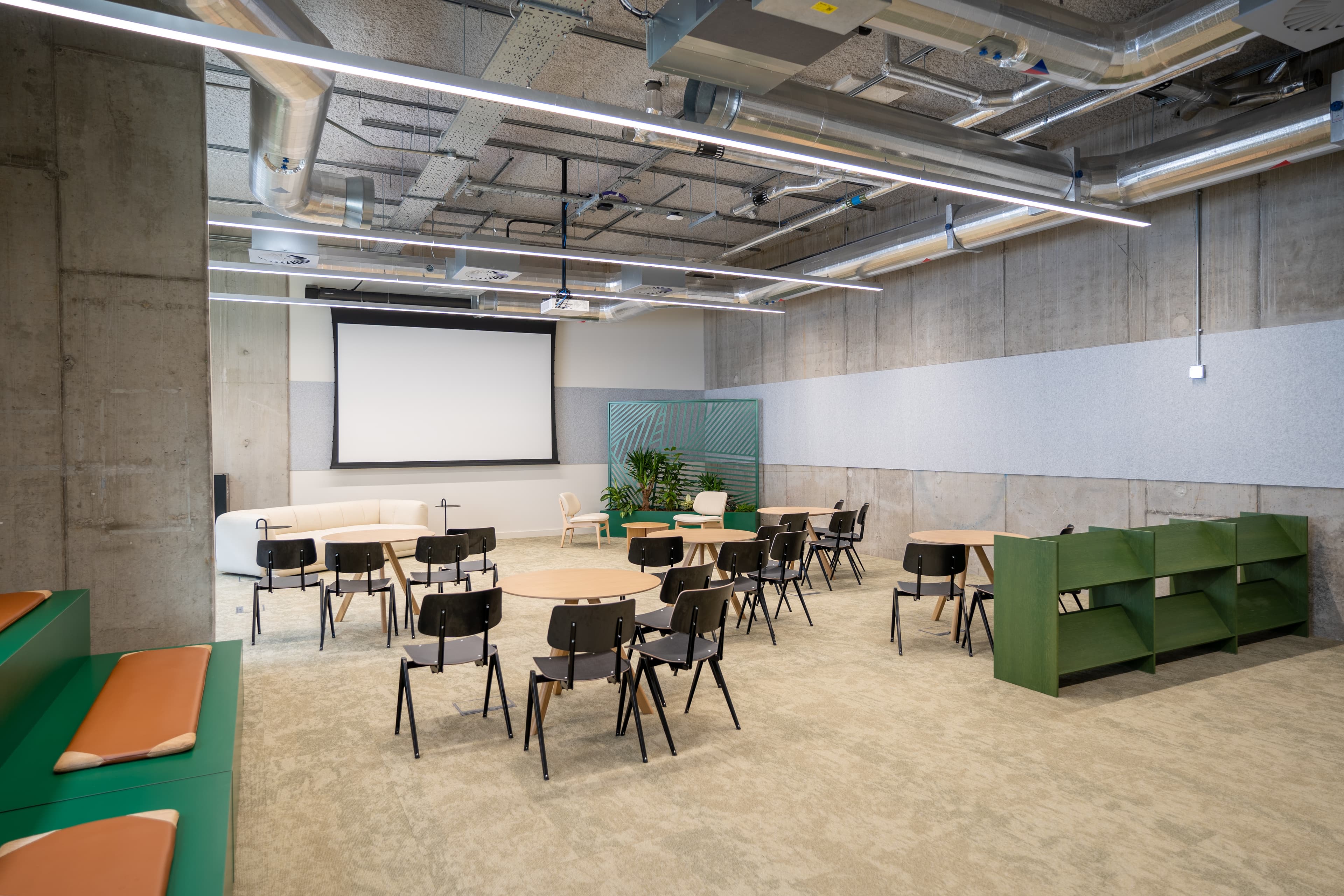 Meeting Room 3, The Social Hub photo #1