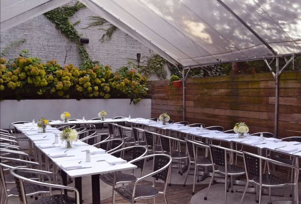 Garden, Baci & Abbracci photo #3