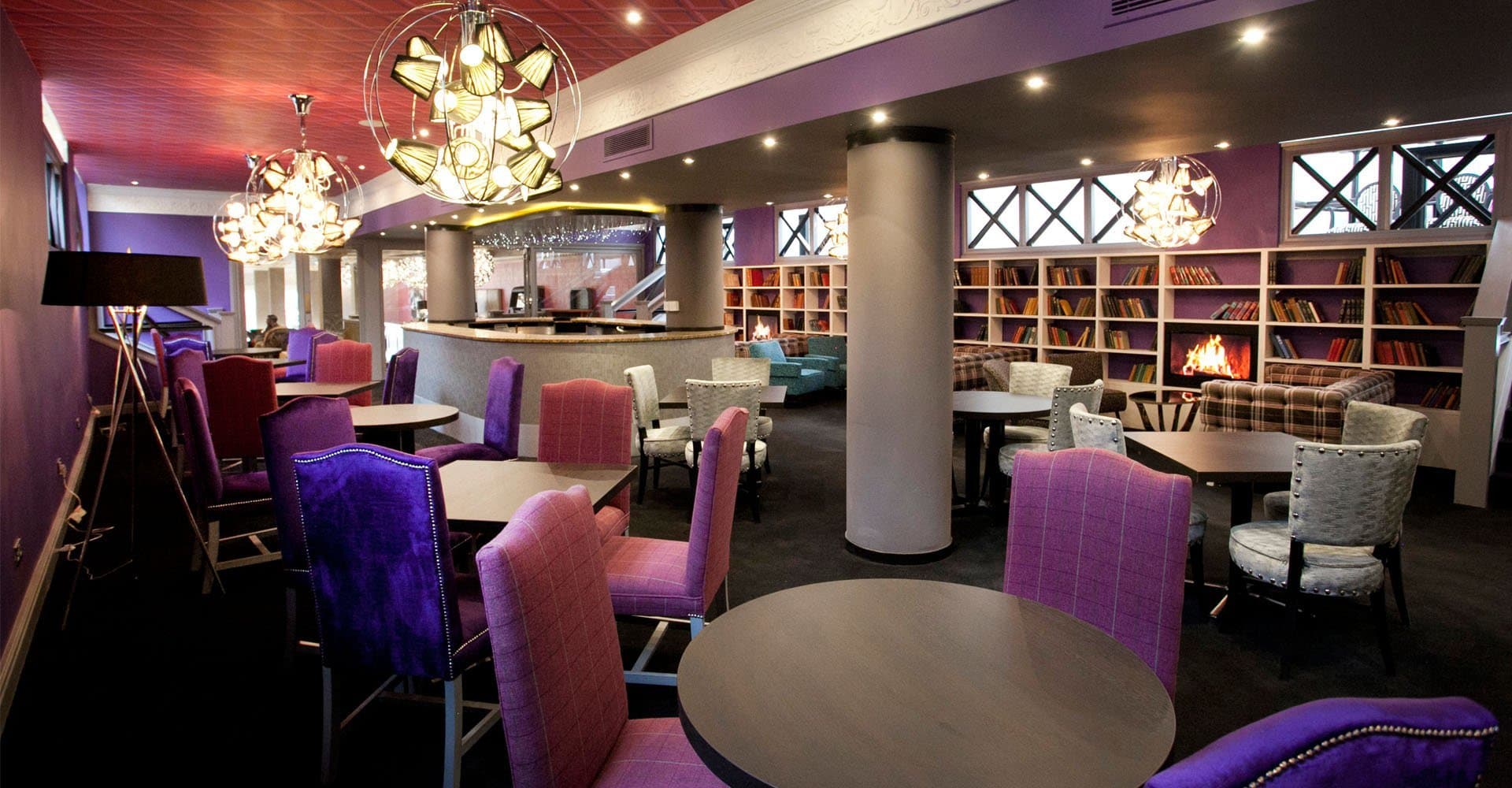 No/6 Lounge Bar, St James Hotel photo #3