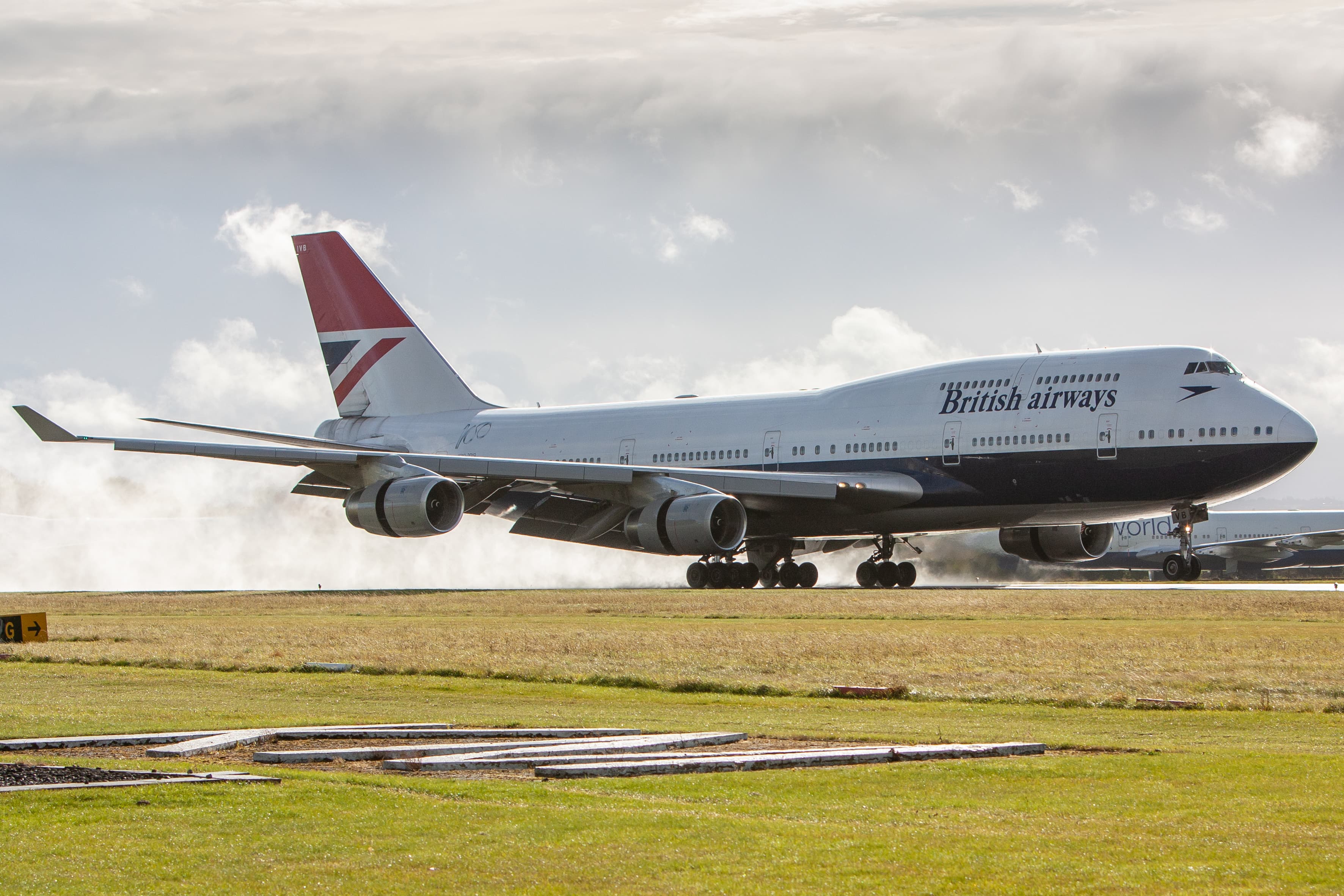 Boeing 747, Exclusive Hire, Cotswold Airport photo #1