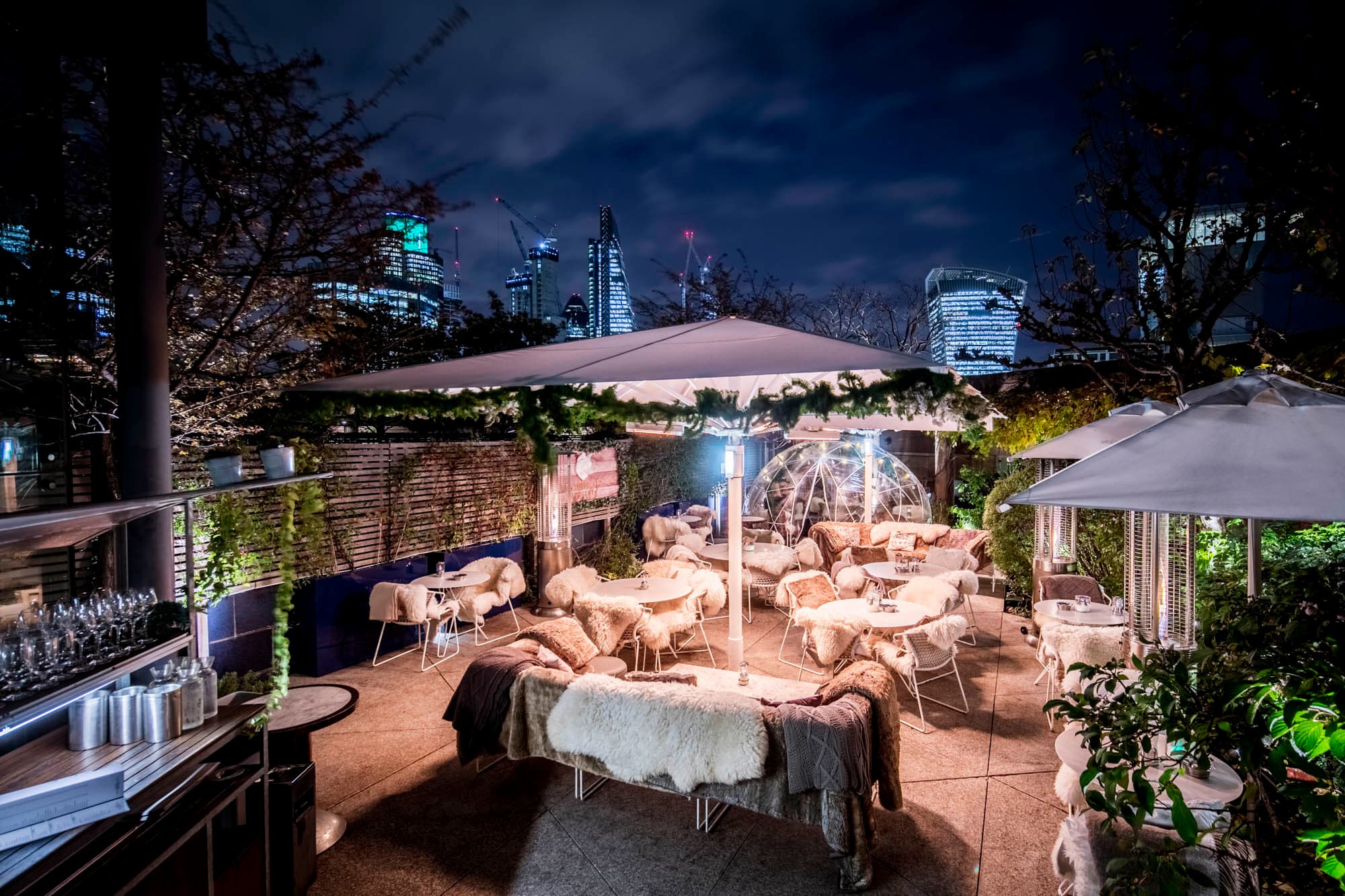 Upper Terrace, Coq d'Argent Restaurant photo #3