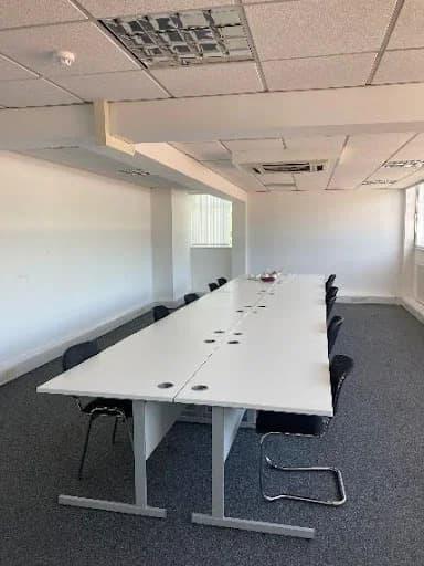 Wedgewood, Citibase Newcastle-Under-Lyme photo #2