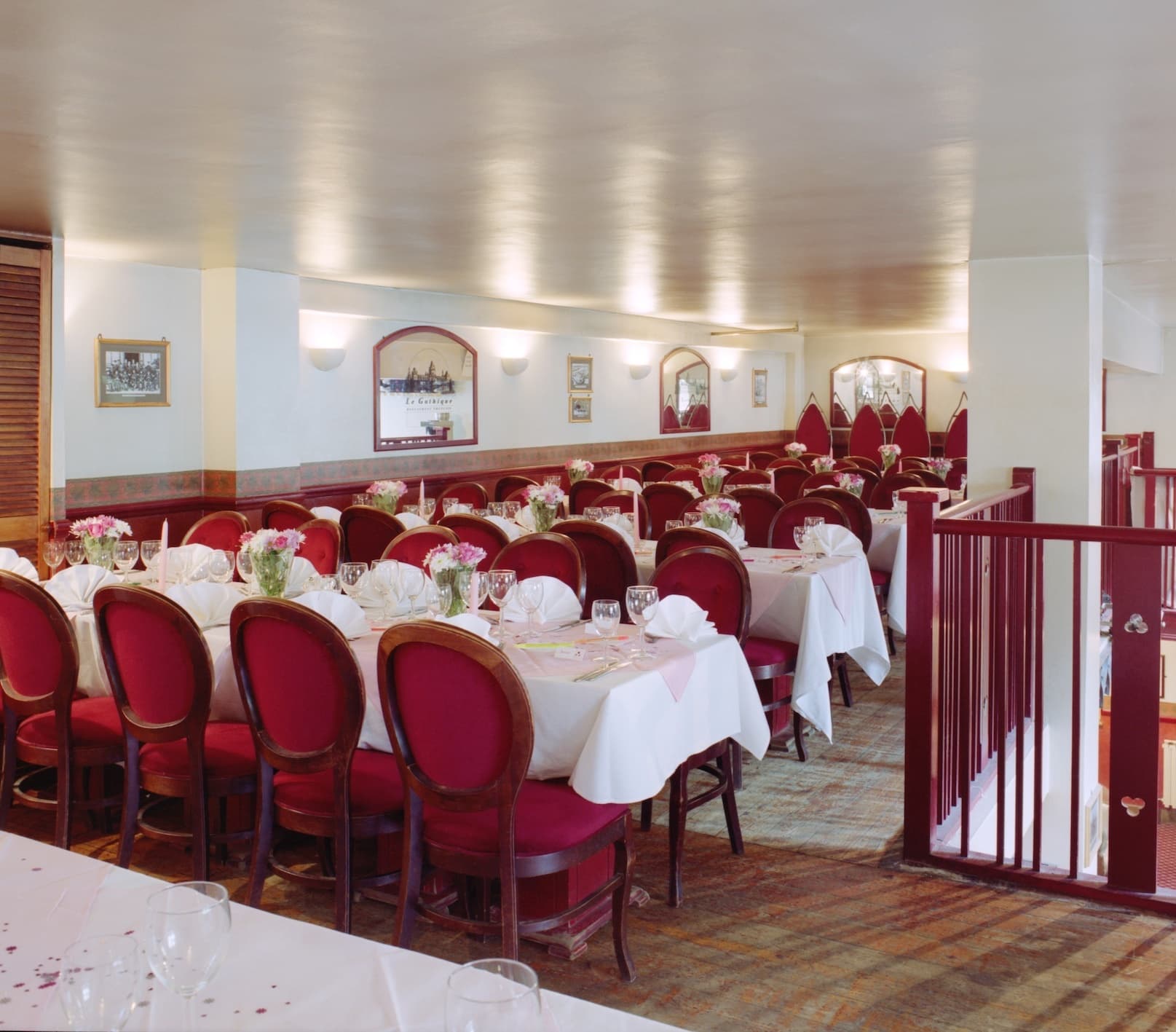 Exclusive Hire, Le Gothique photo #3