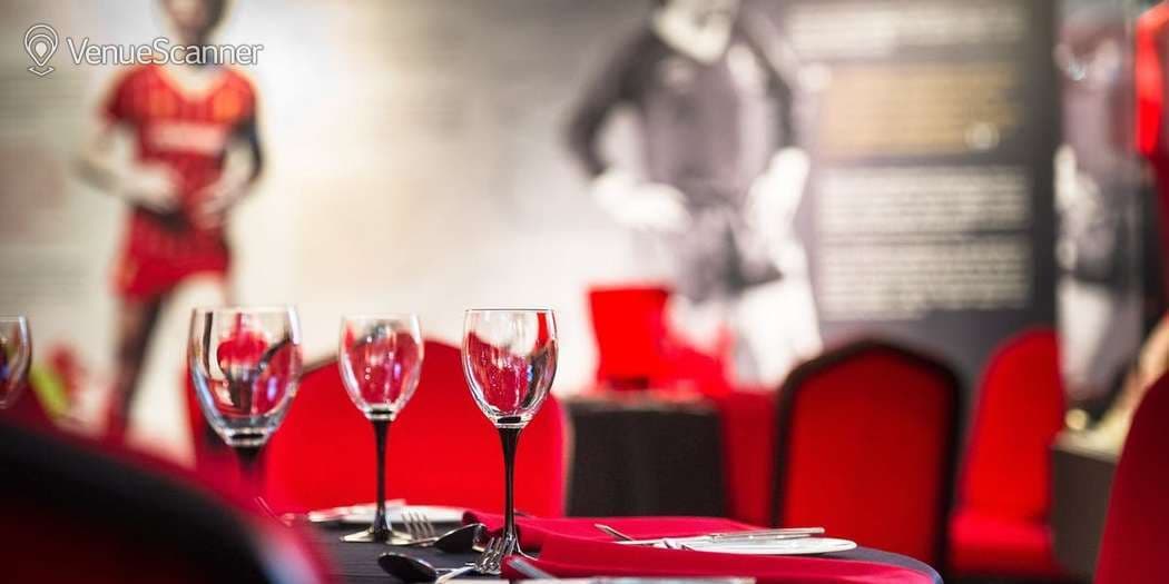 Liverpool Football Club, Chemistry Of LFC photo #3