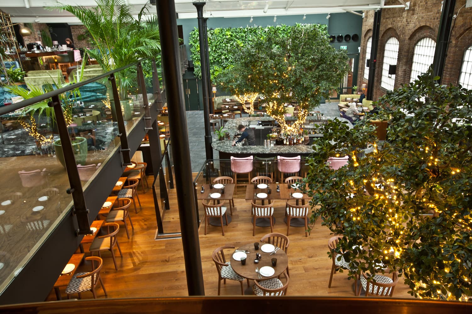 Exclusive Use, Restaurant Ours photo #2