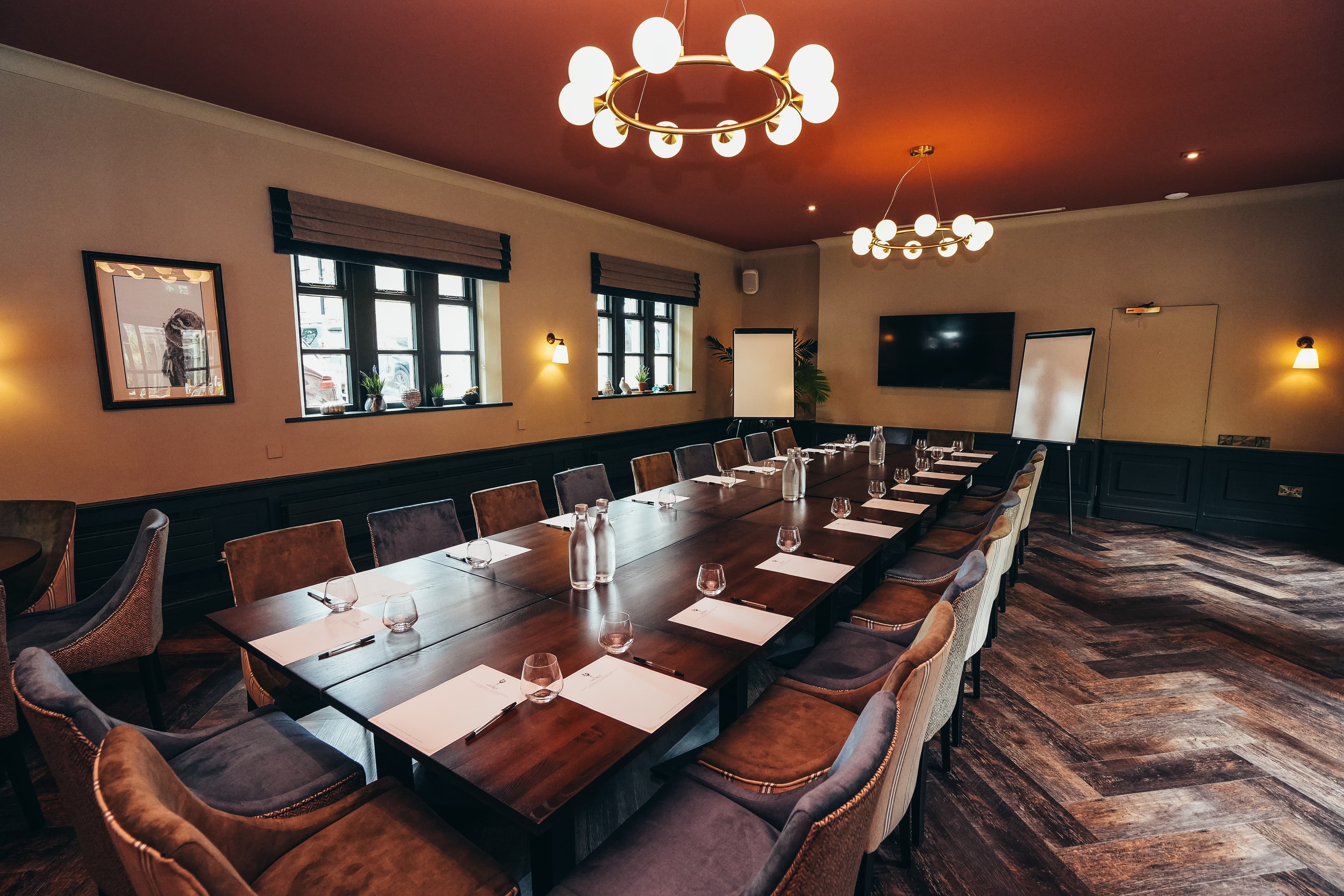 Dragons Den, The George At Hathersage photo #1