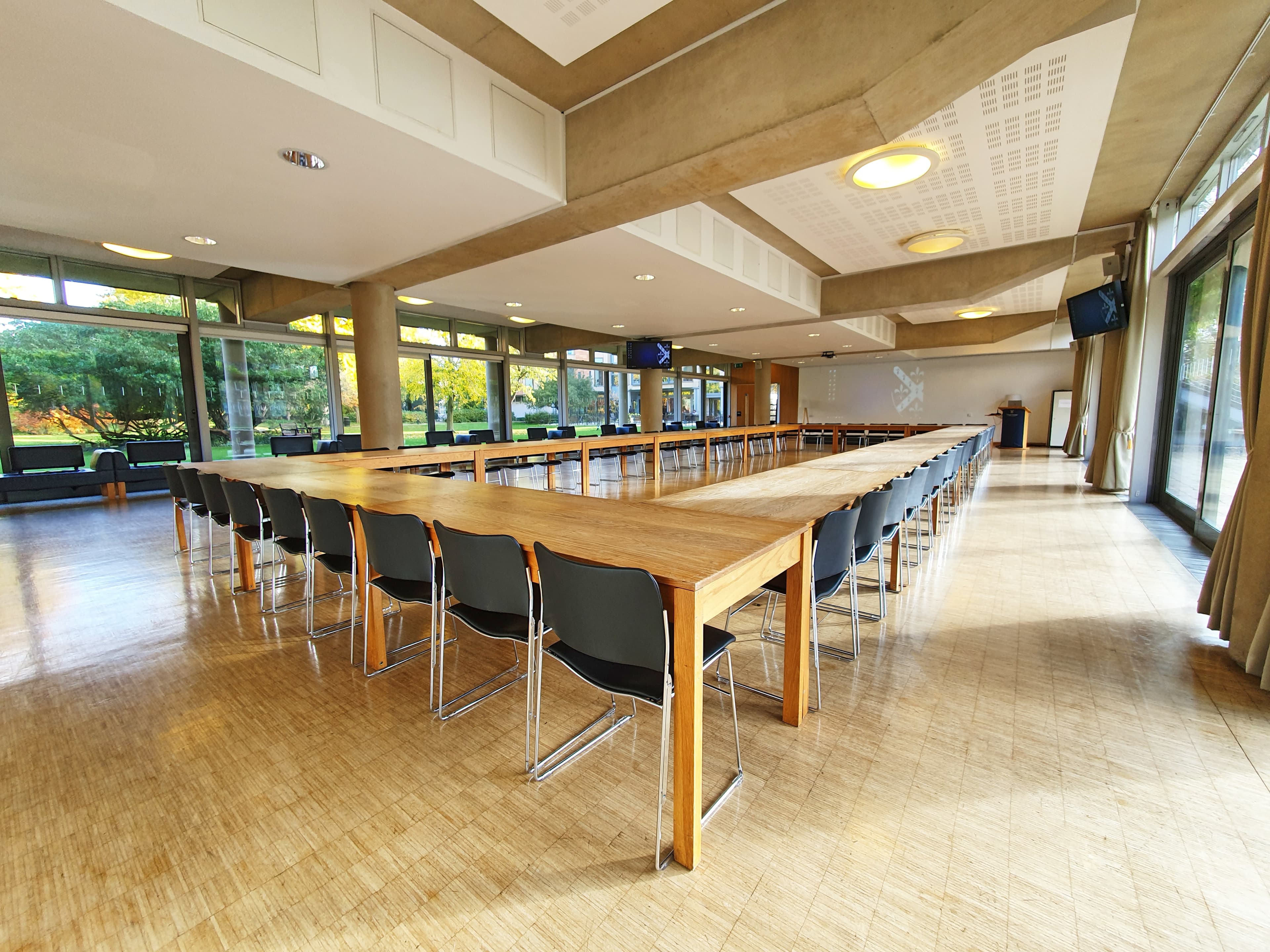 Maplethorpe Hall (Hybrid Event Space), St Hugh's College, University Of Oxford photo #3